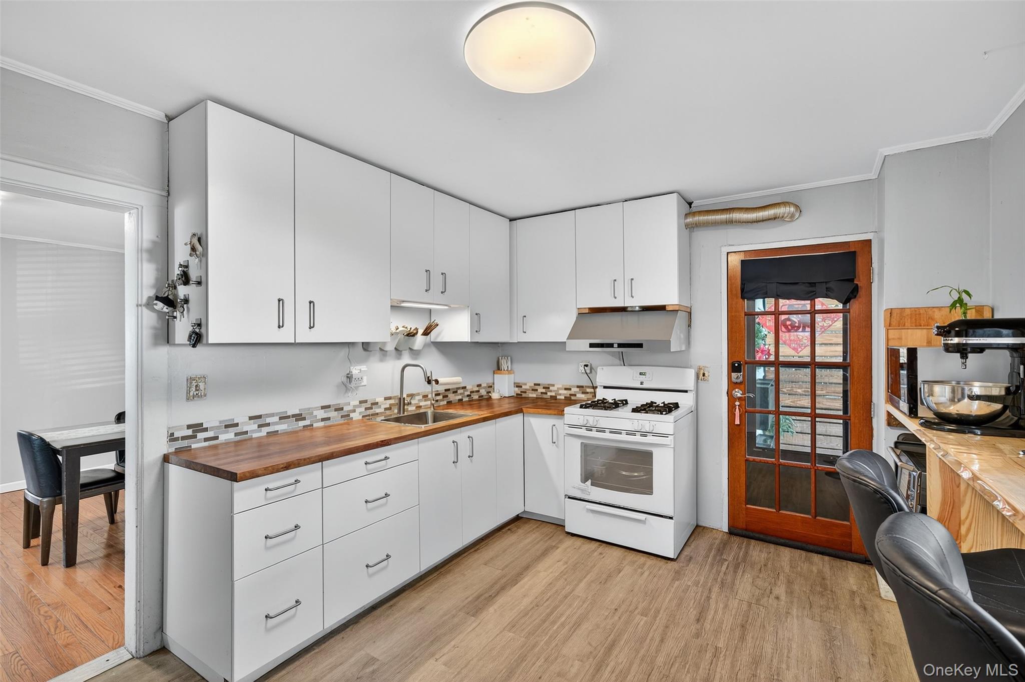 93 Montgomery Street