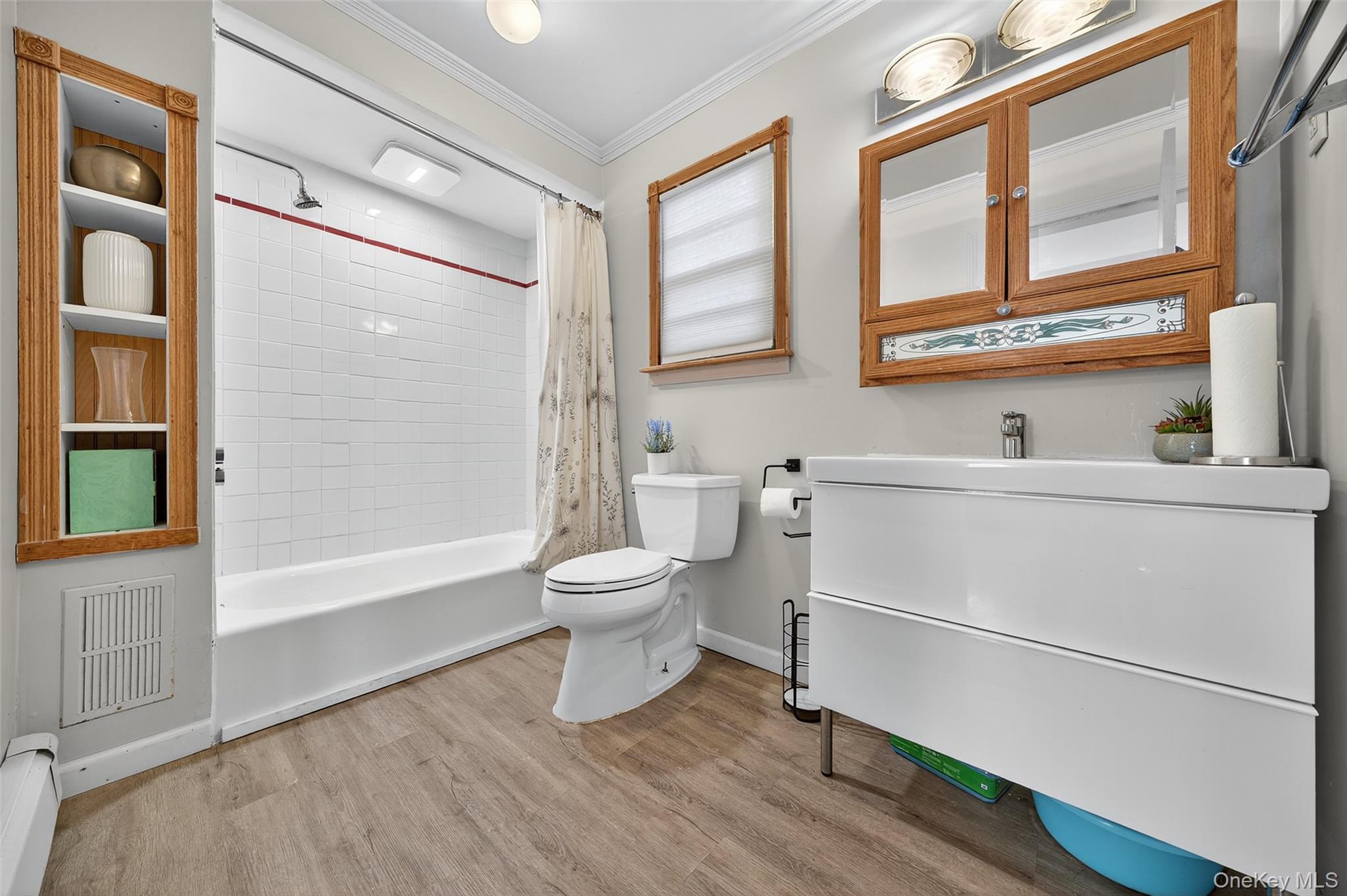 93 Montgomery Street