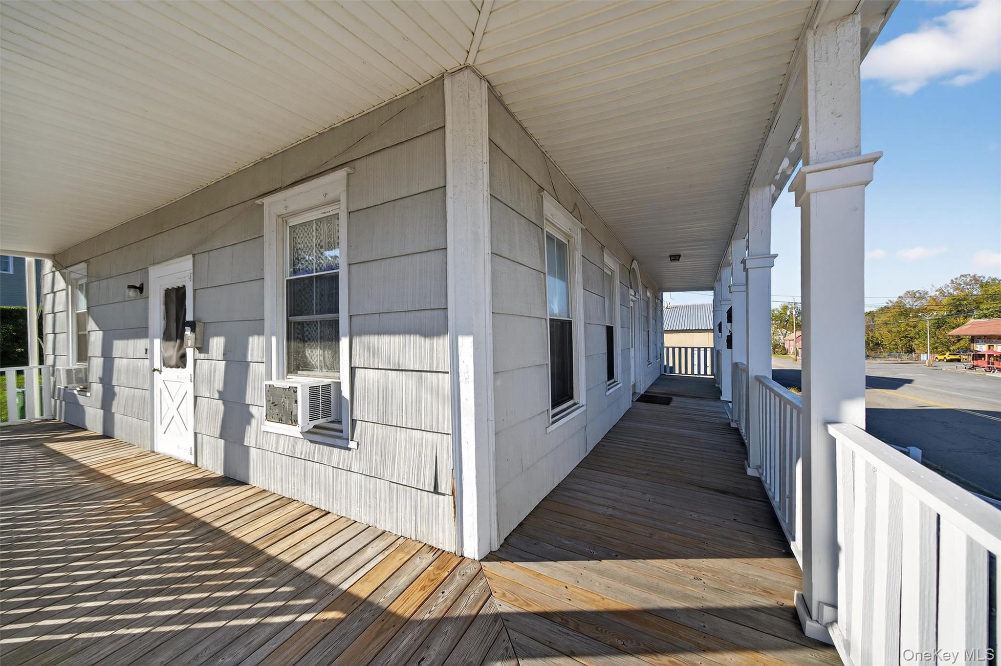 239 W Main Street Unit: 3