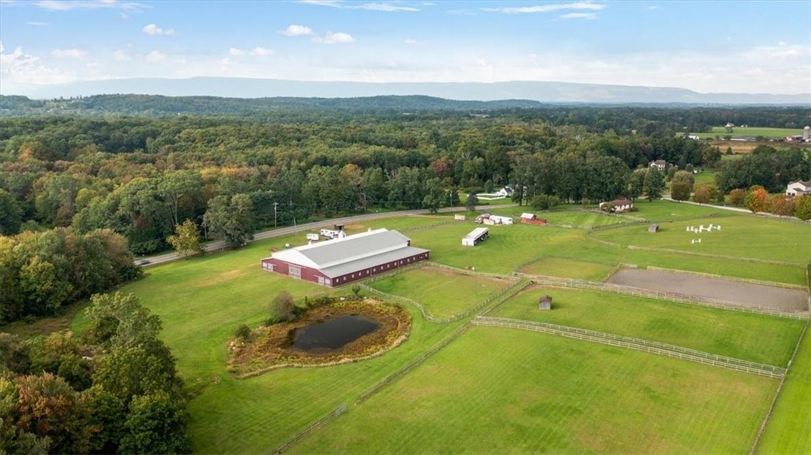 2716 Albany Post Road