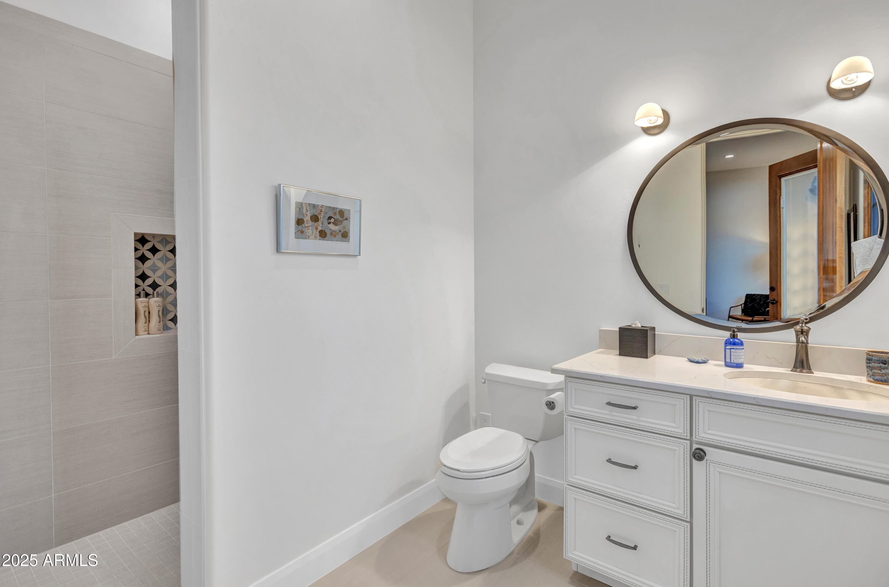 3100 CALLE DEL ARROYO --