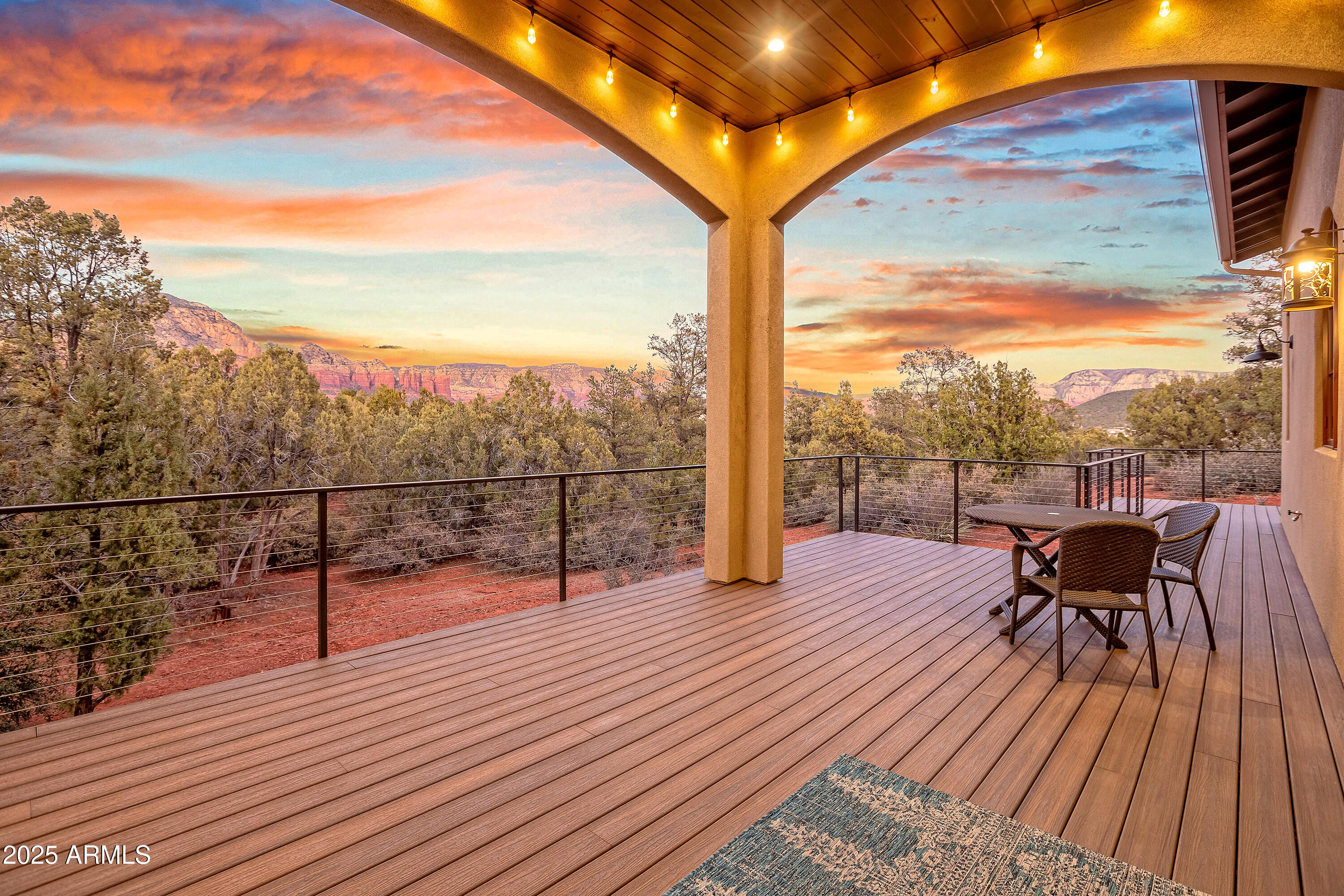 3100 CALLE DEL ARROYO --