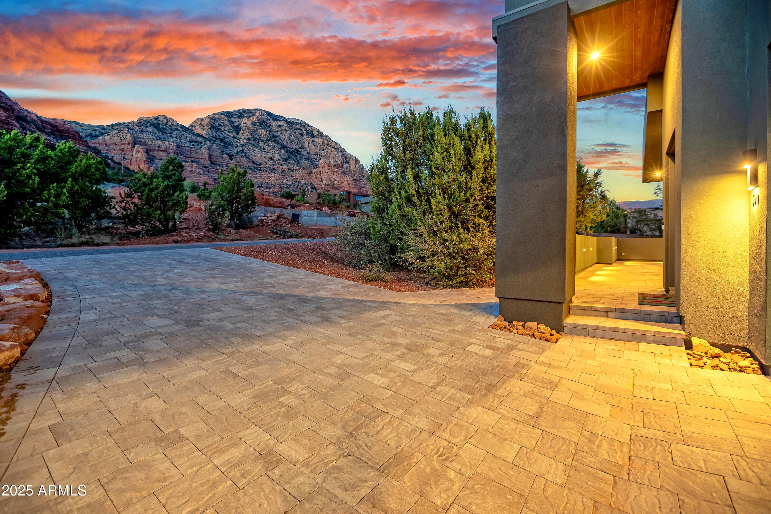 580 RHAPSODY Road