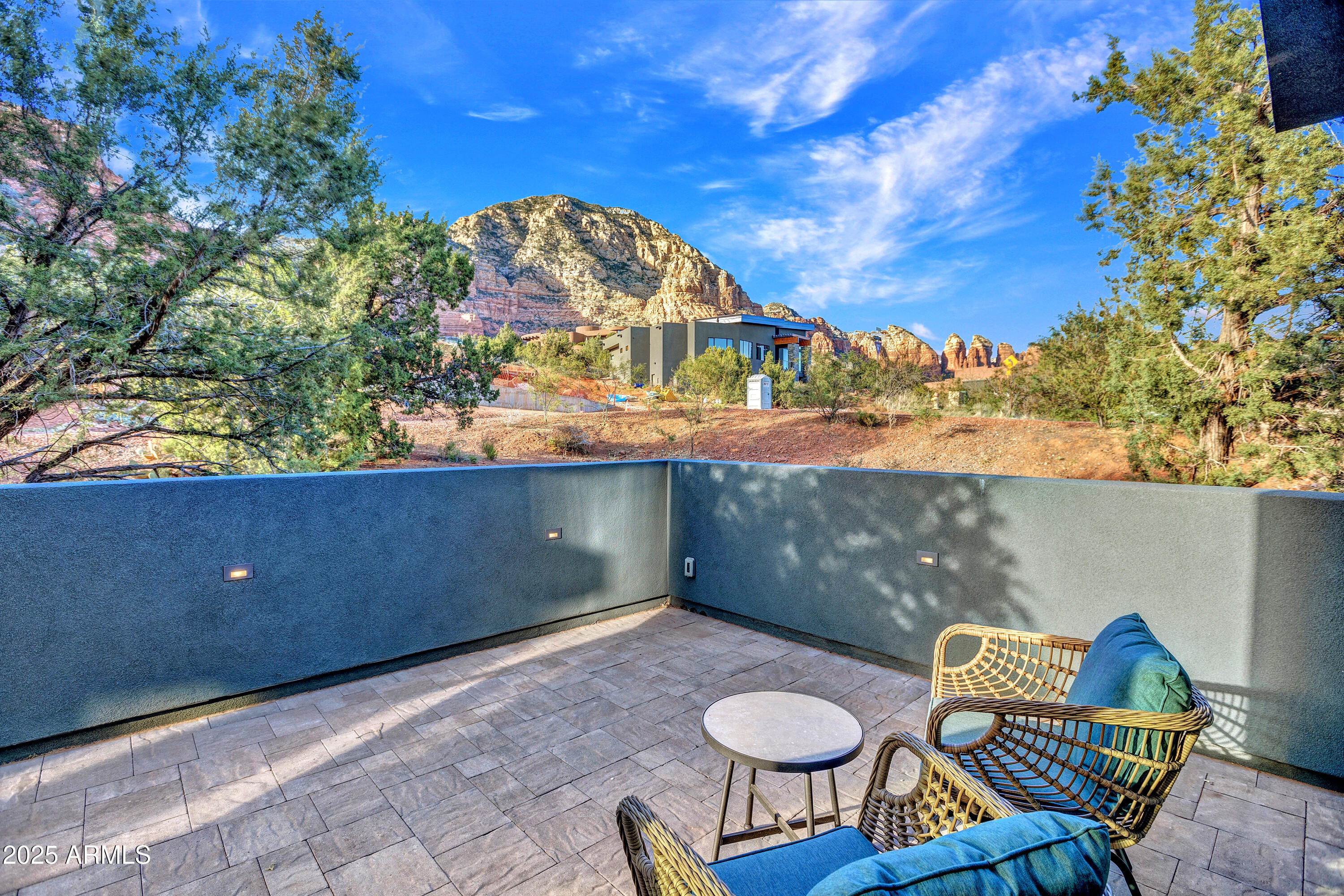 580 RHAPSODY Road