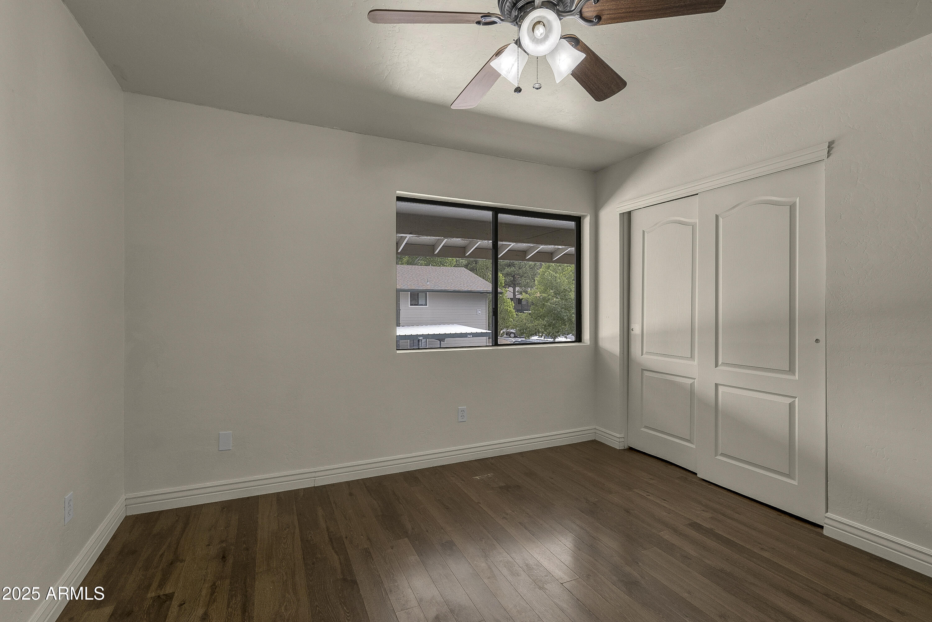 3200 S LITZLER Drive 22-236