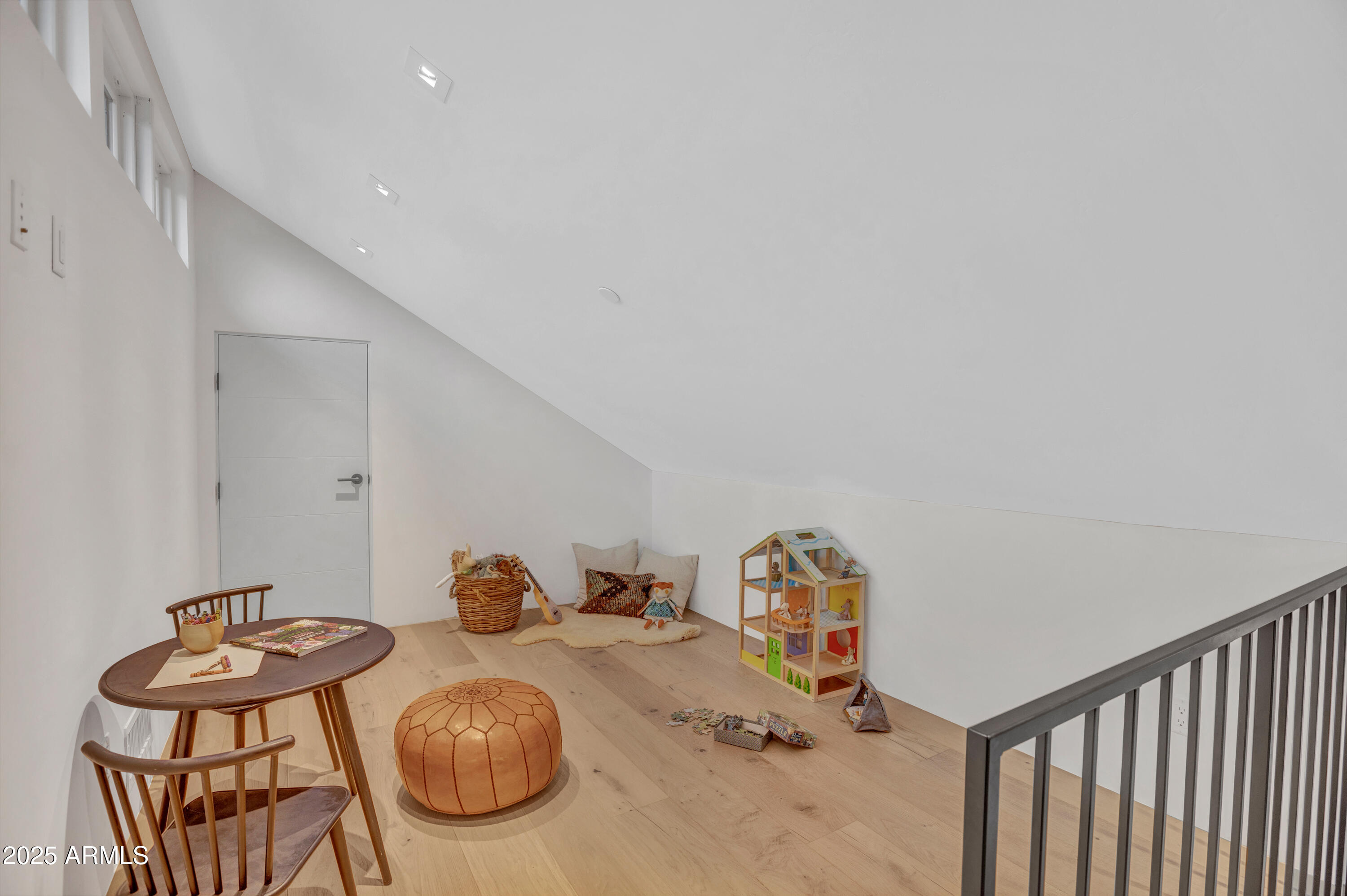 460 CORONADO Trail