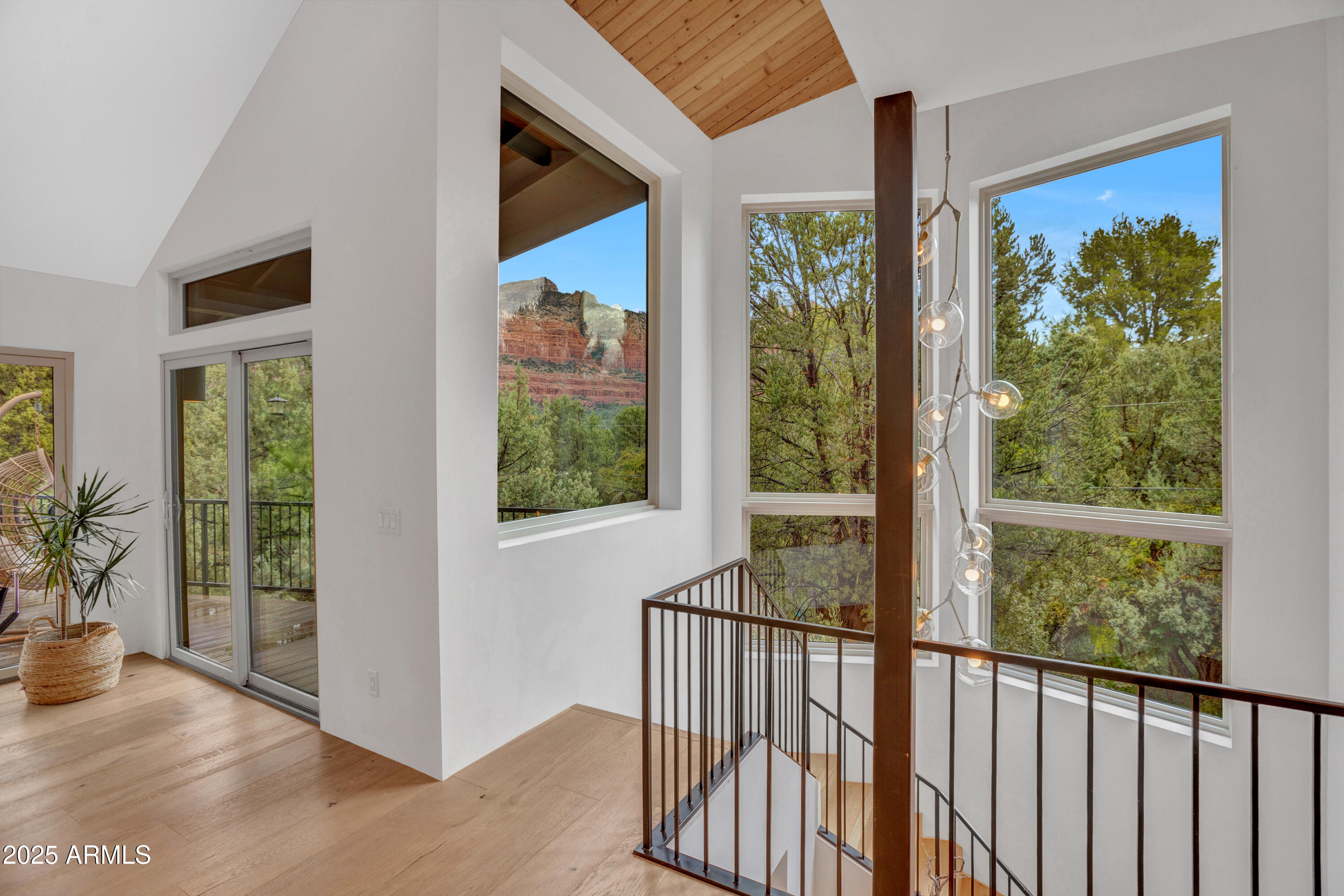 460 CORONADO Trail