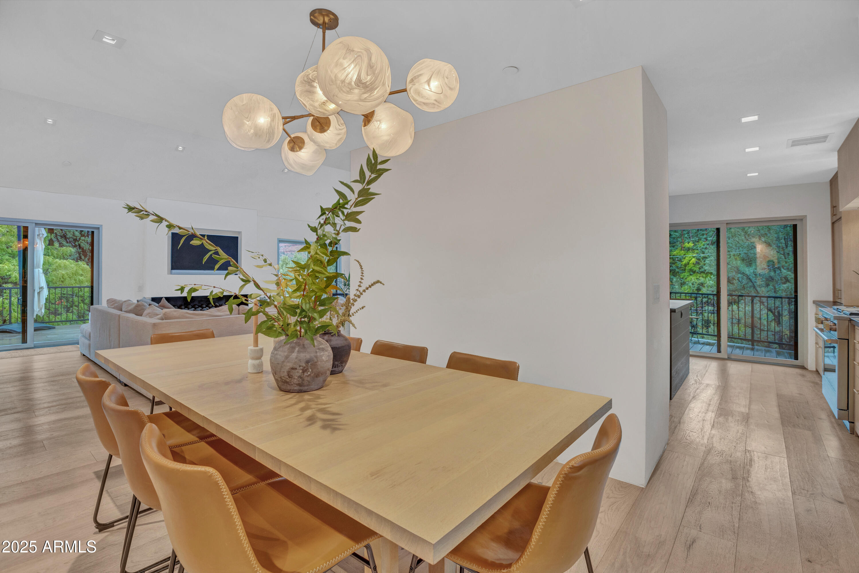 460 CORONADO Trail