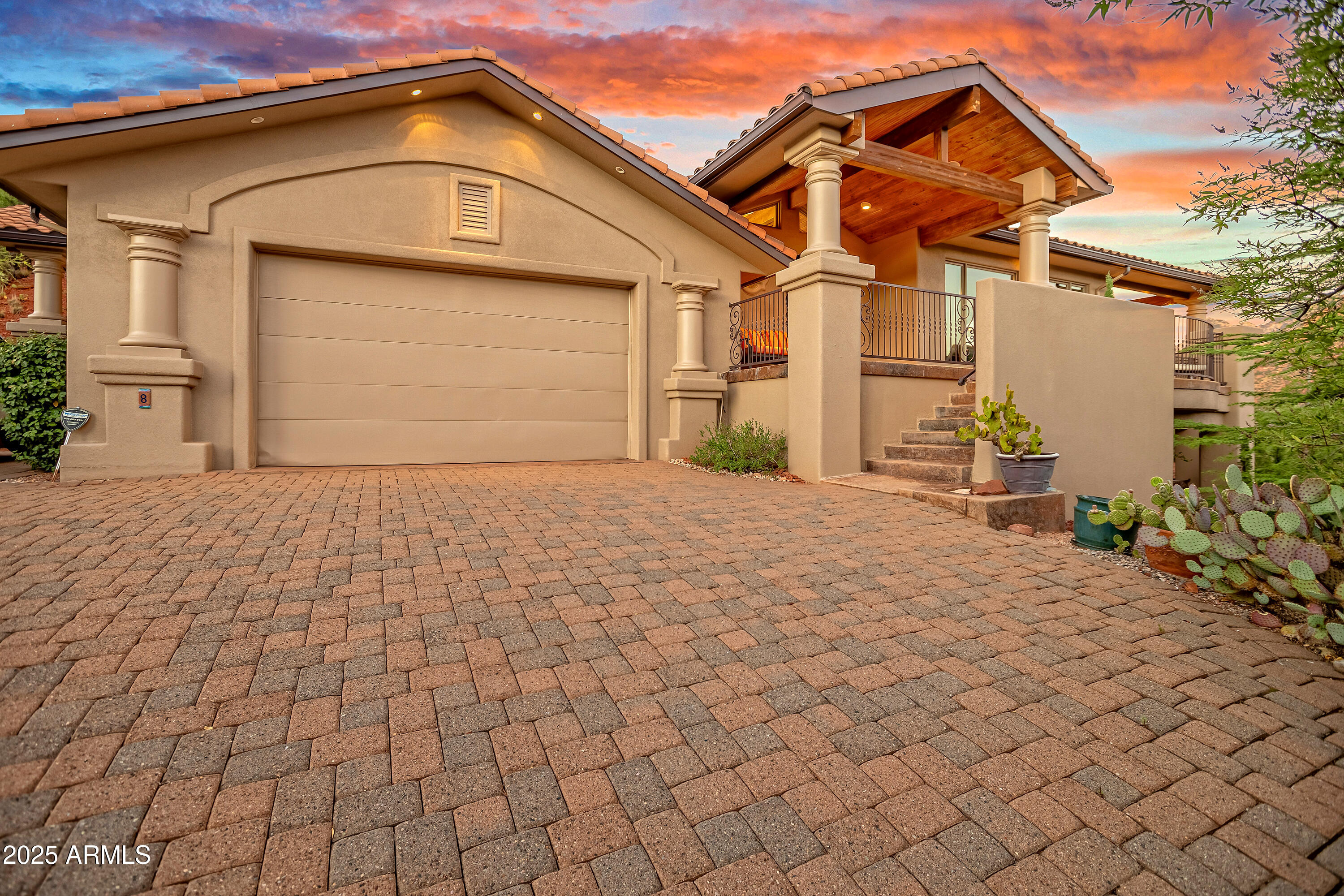 8 Camielle Court