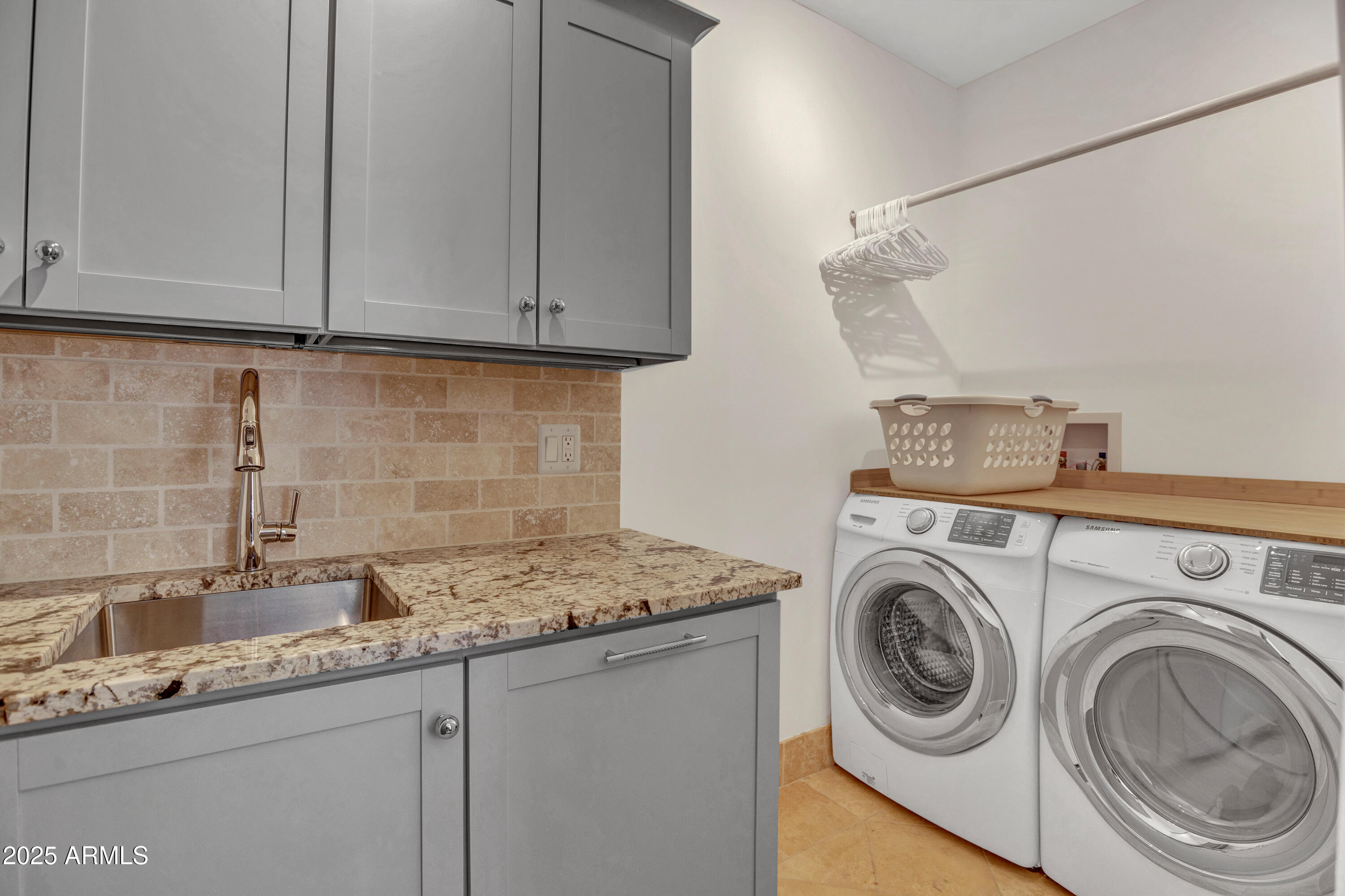 154 SHADOW MOUNTAIN Drive, Sedona