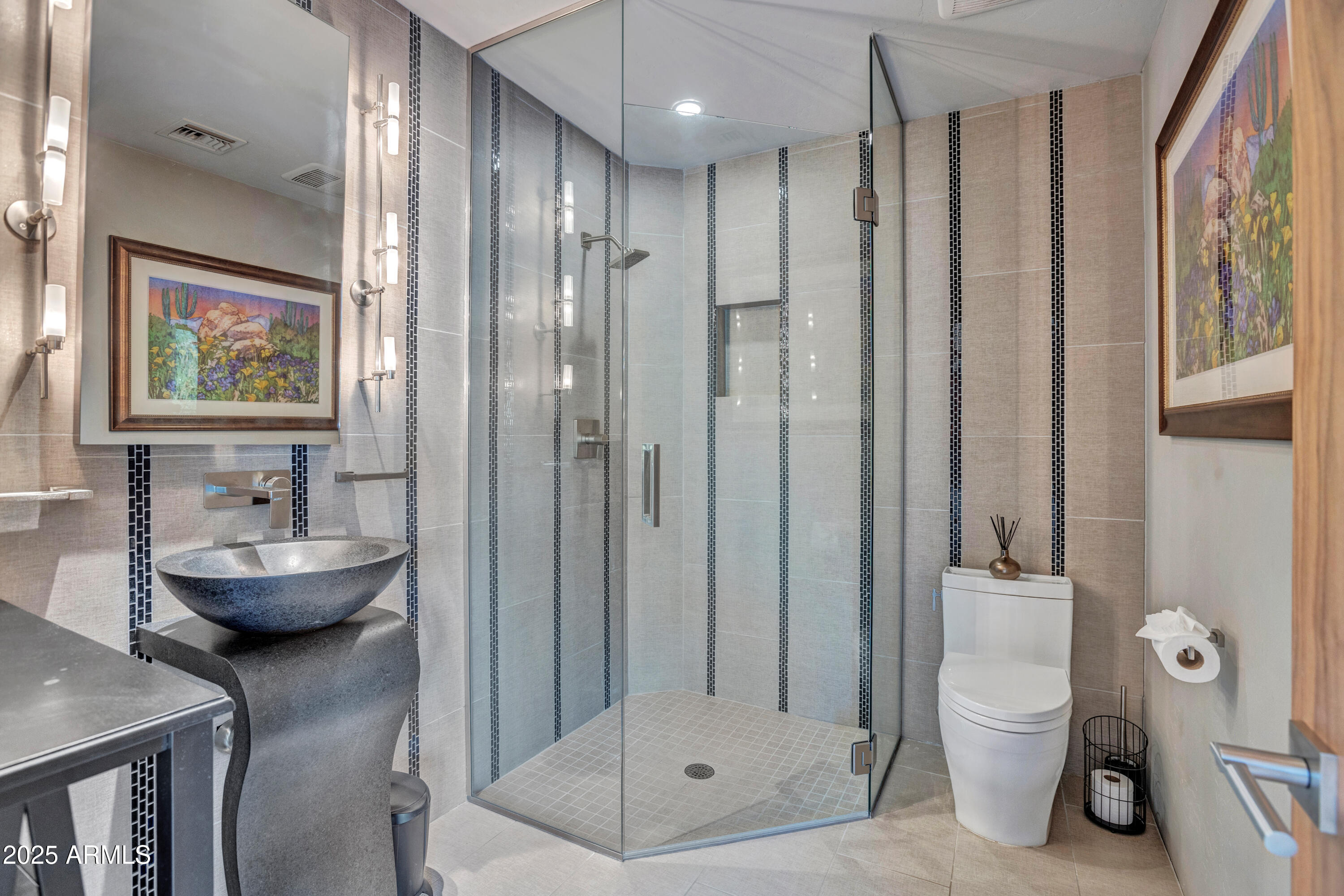 345 RIM SHADOWS Drive