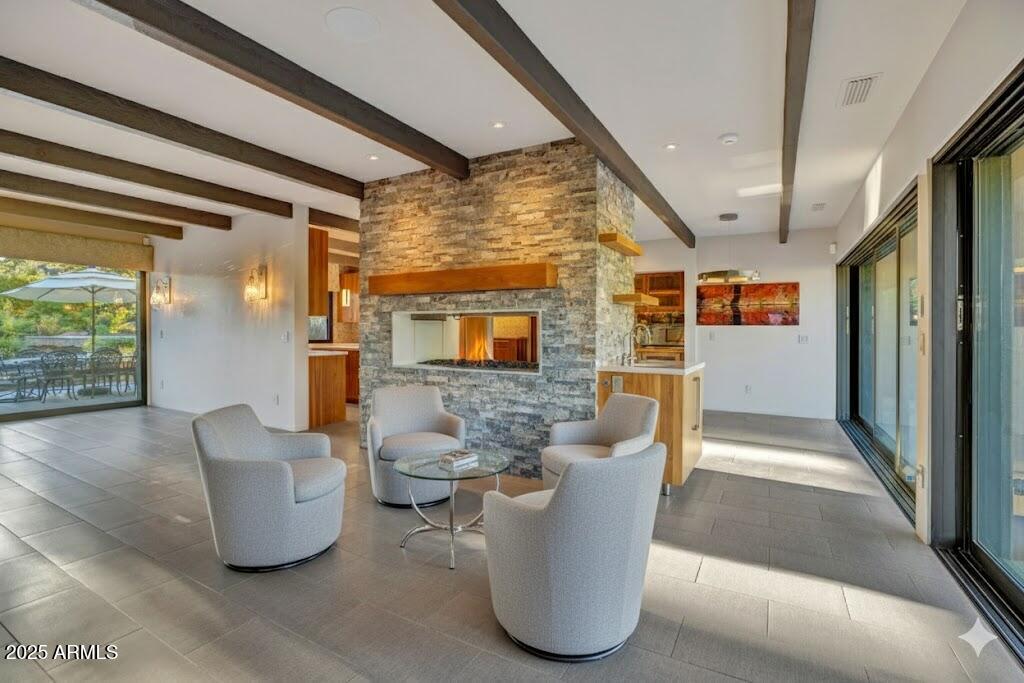 345 RIM SHADOWS Drive