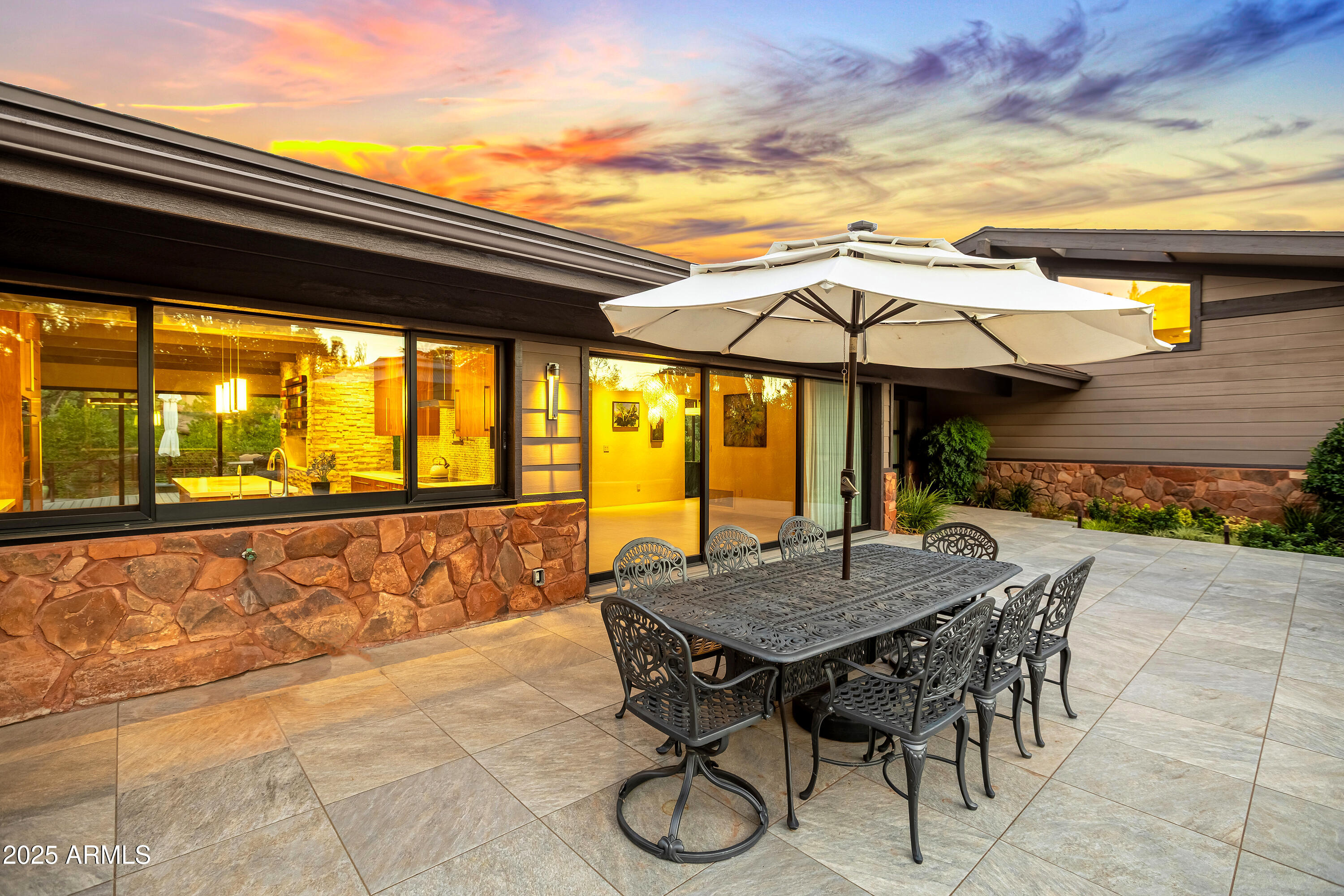 345 RIM SHADOWS Drive