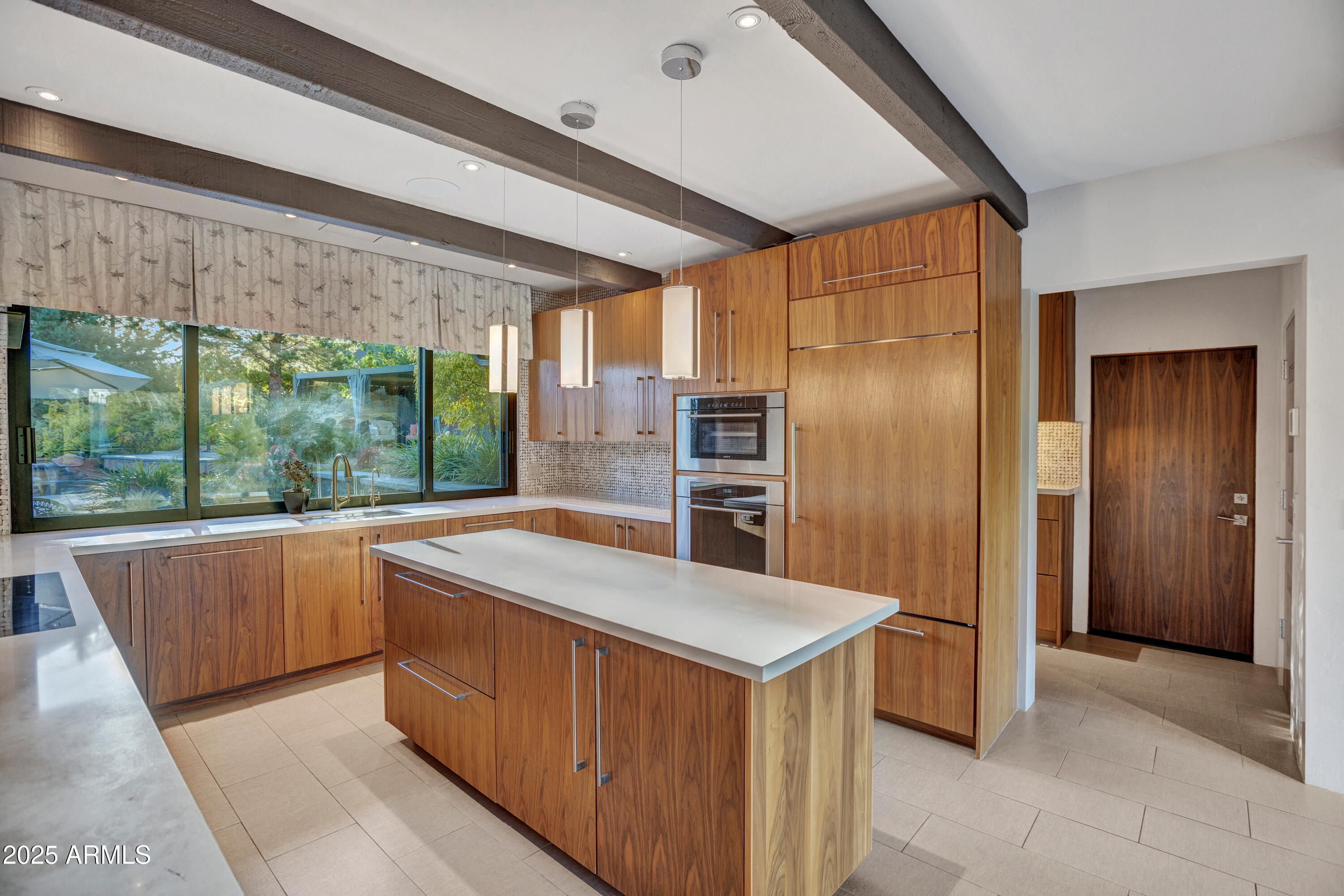 345 RIM SHADOWS Drive