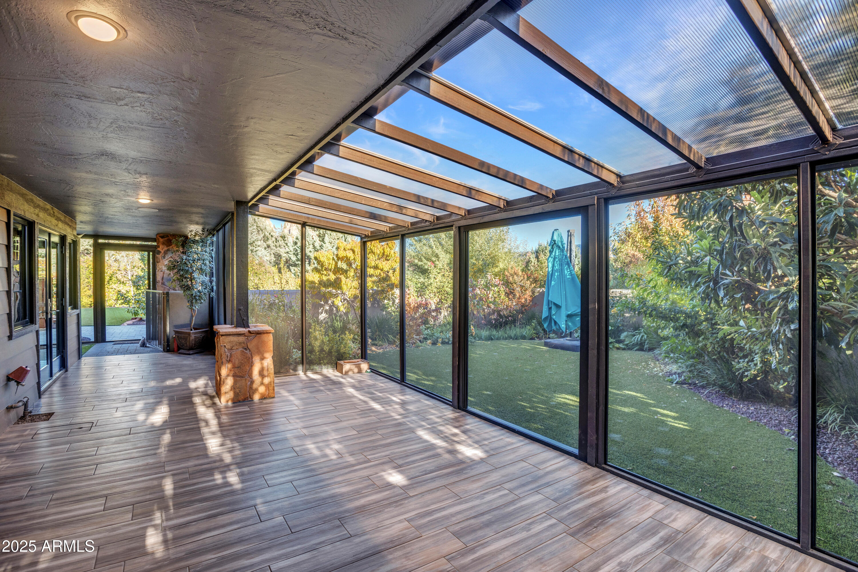 345 RIM SHADOWS Drive