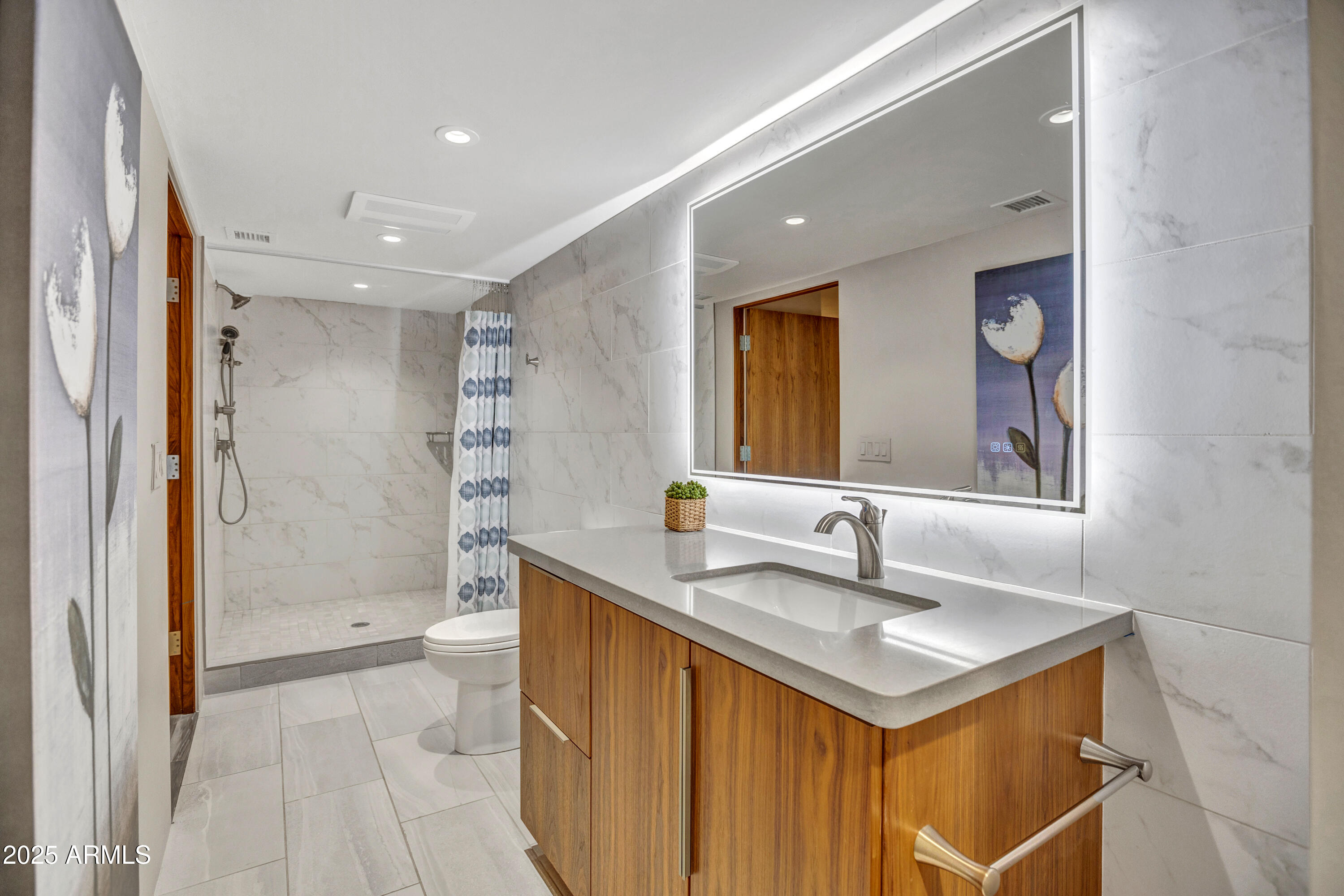 345 RIM SHADOWS Drive