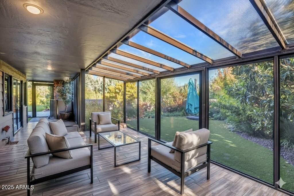 345 RIM SHADOWS Drive