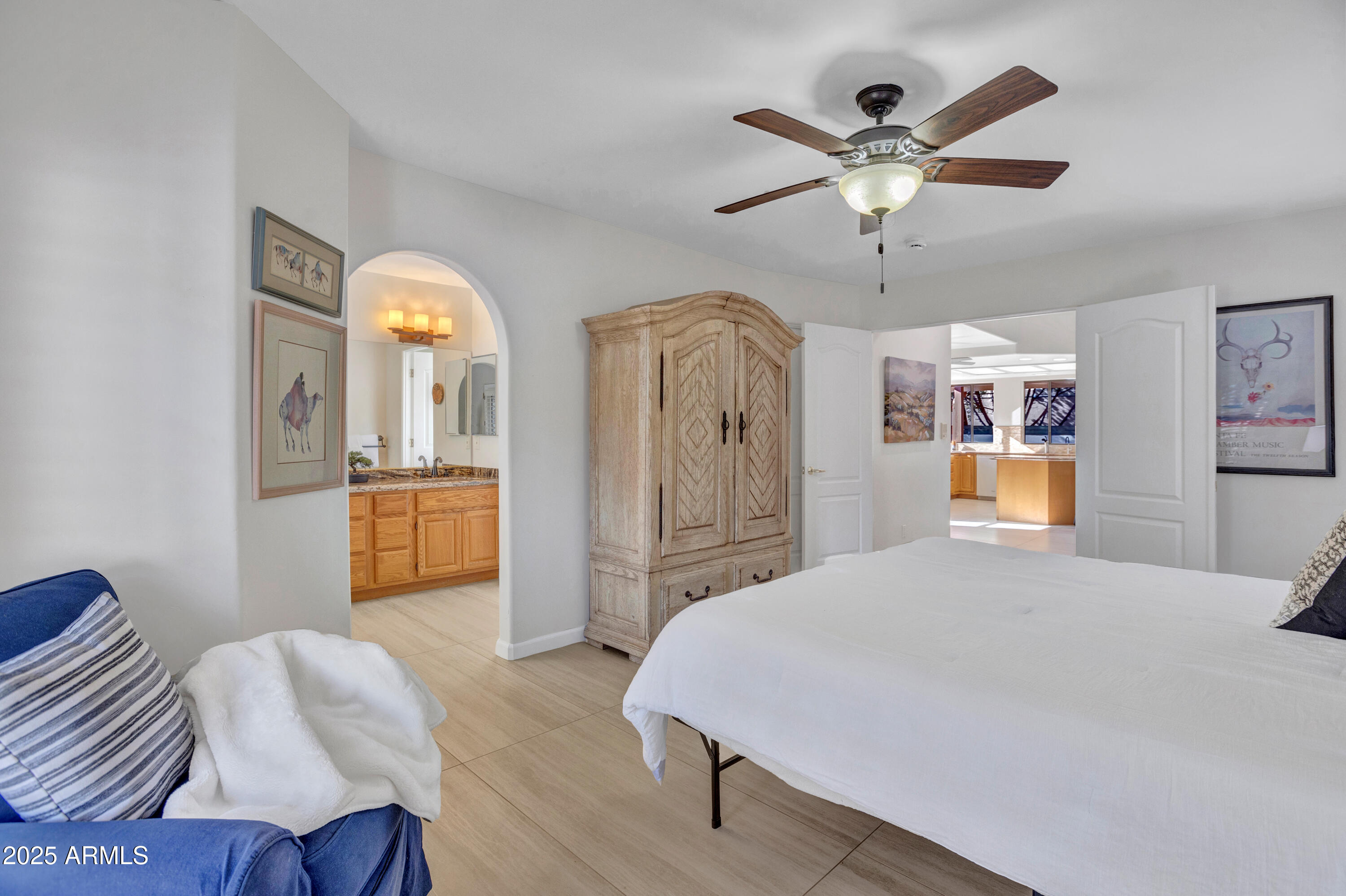 375 E Indian Cliffs Road