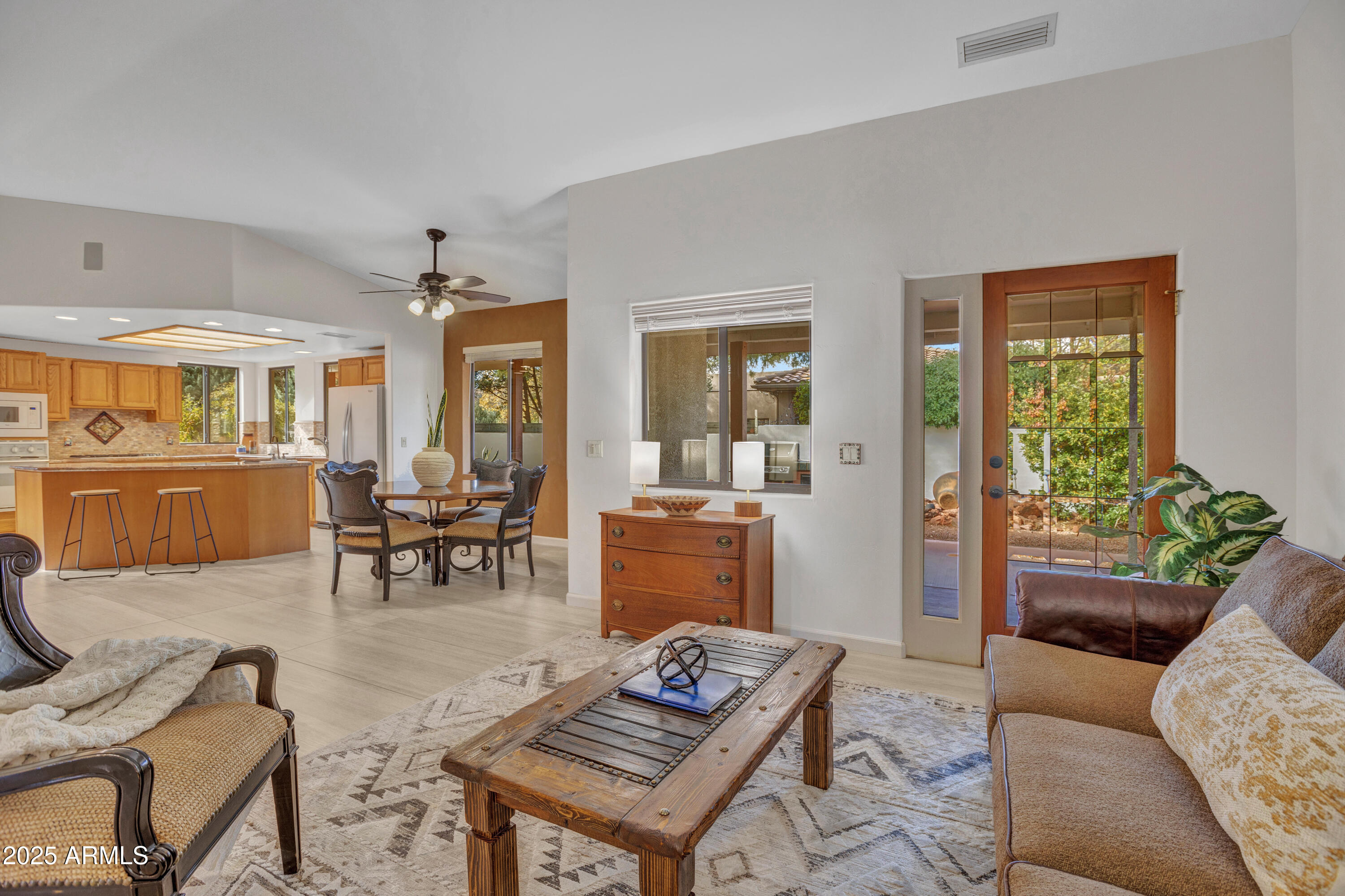 375 E Indian Cliffs Road