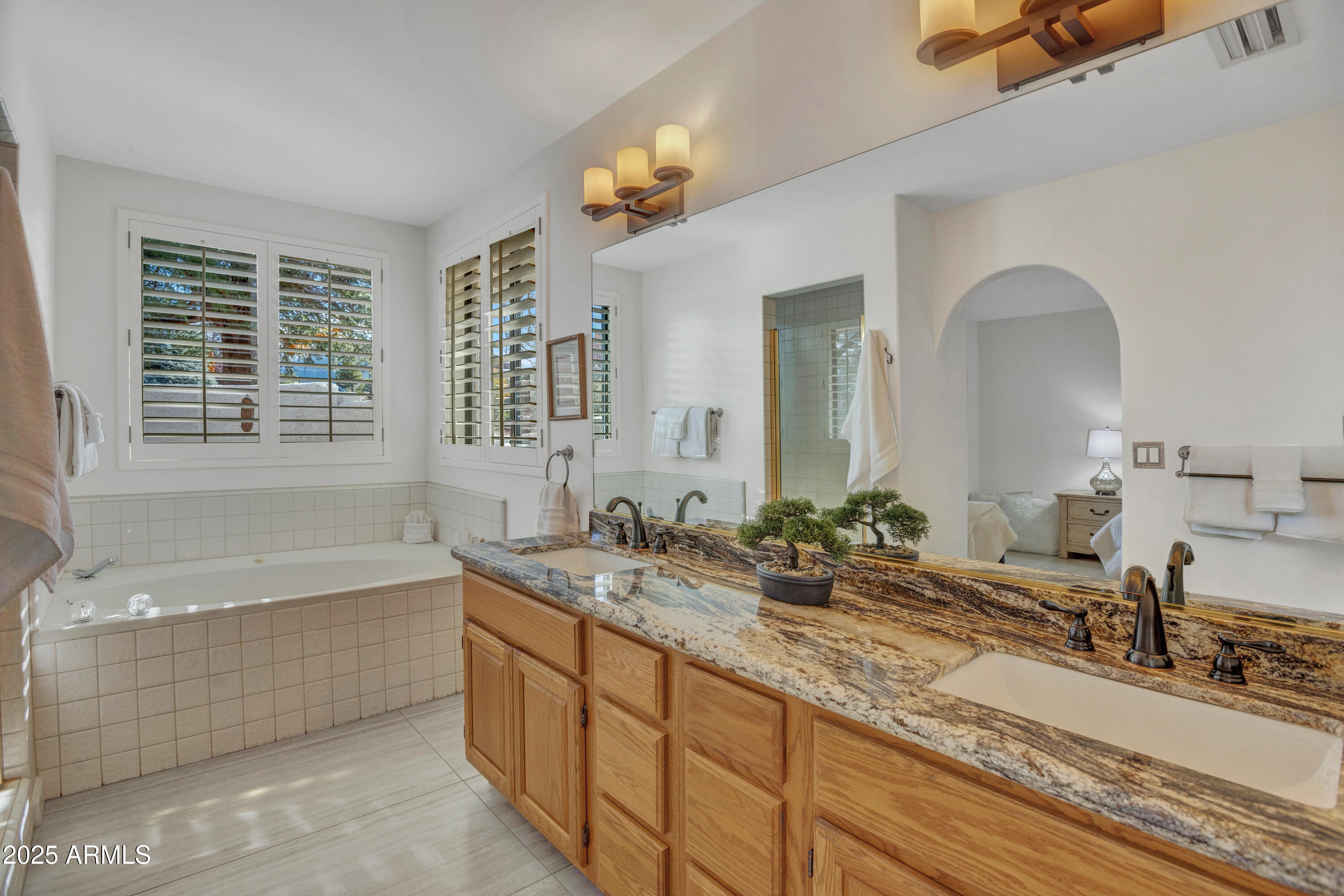 375 E Indian Cliffs Road