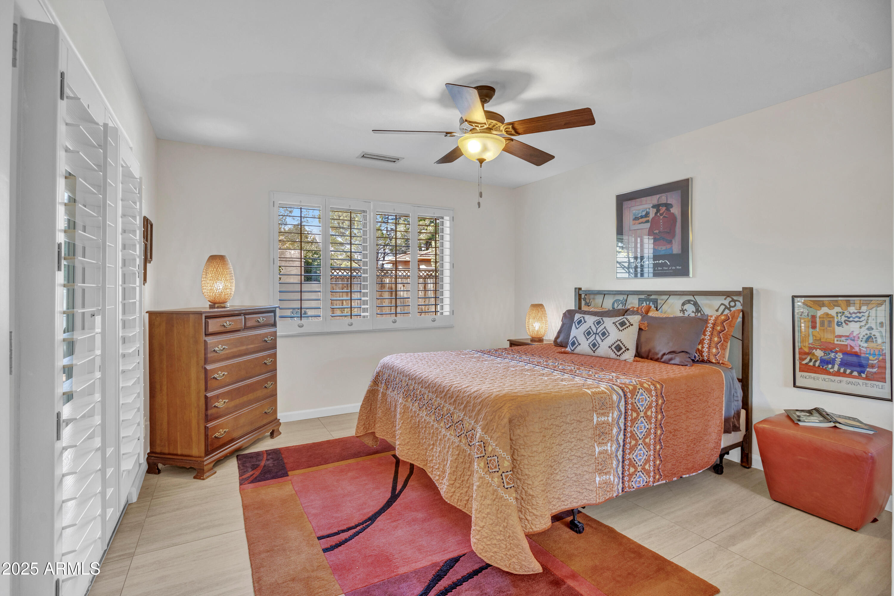 375 E Indian Cliffs Road