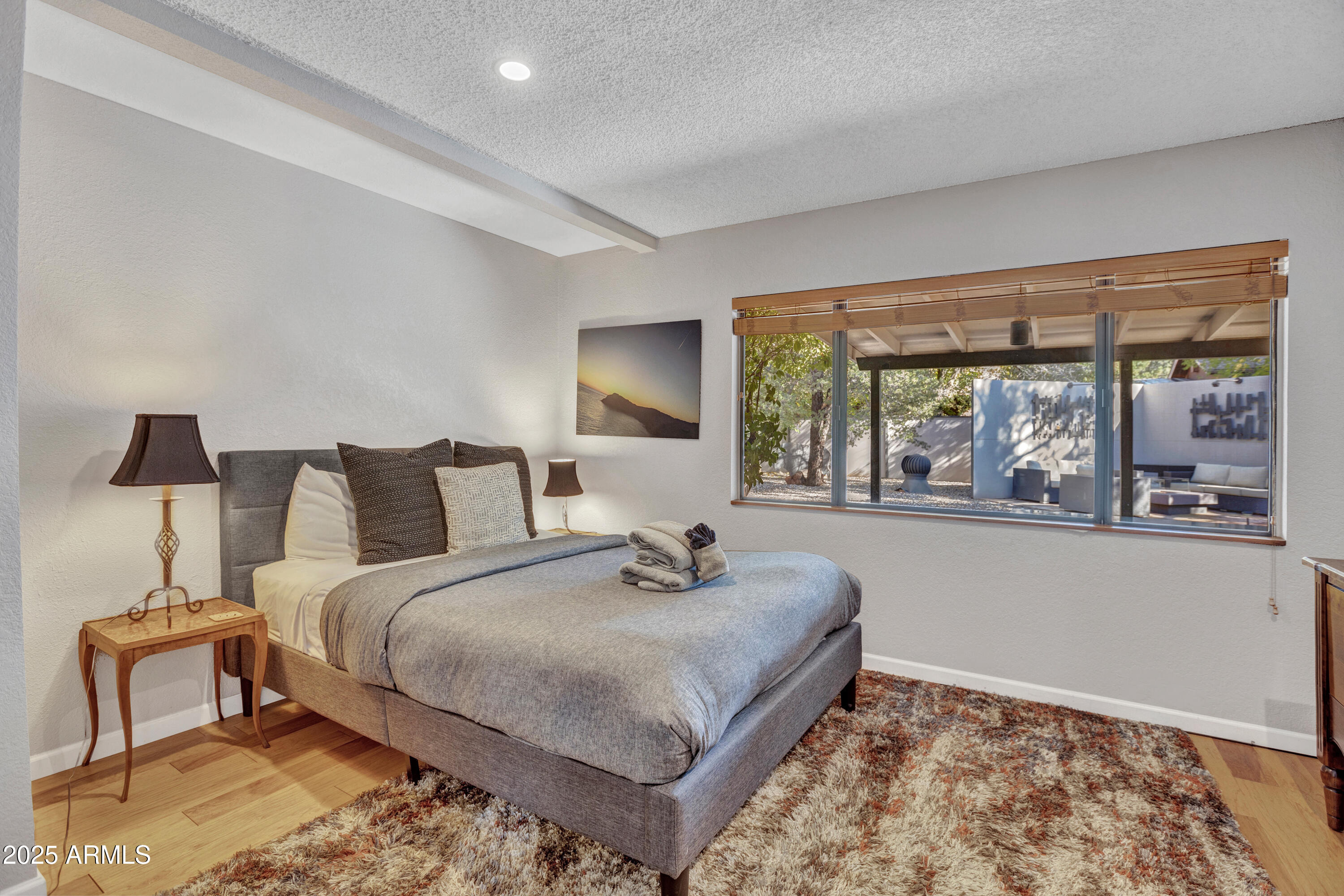 40 N HUMMINGBIRD Lane