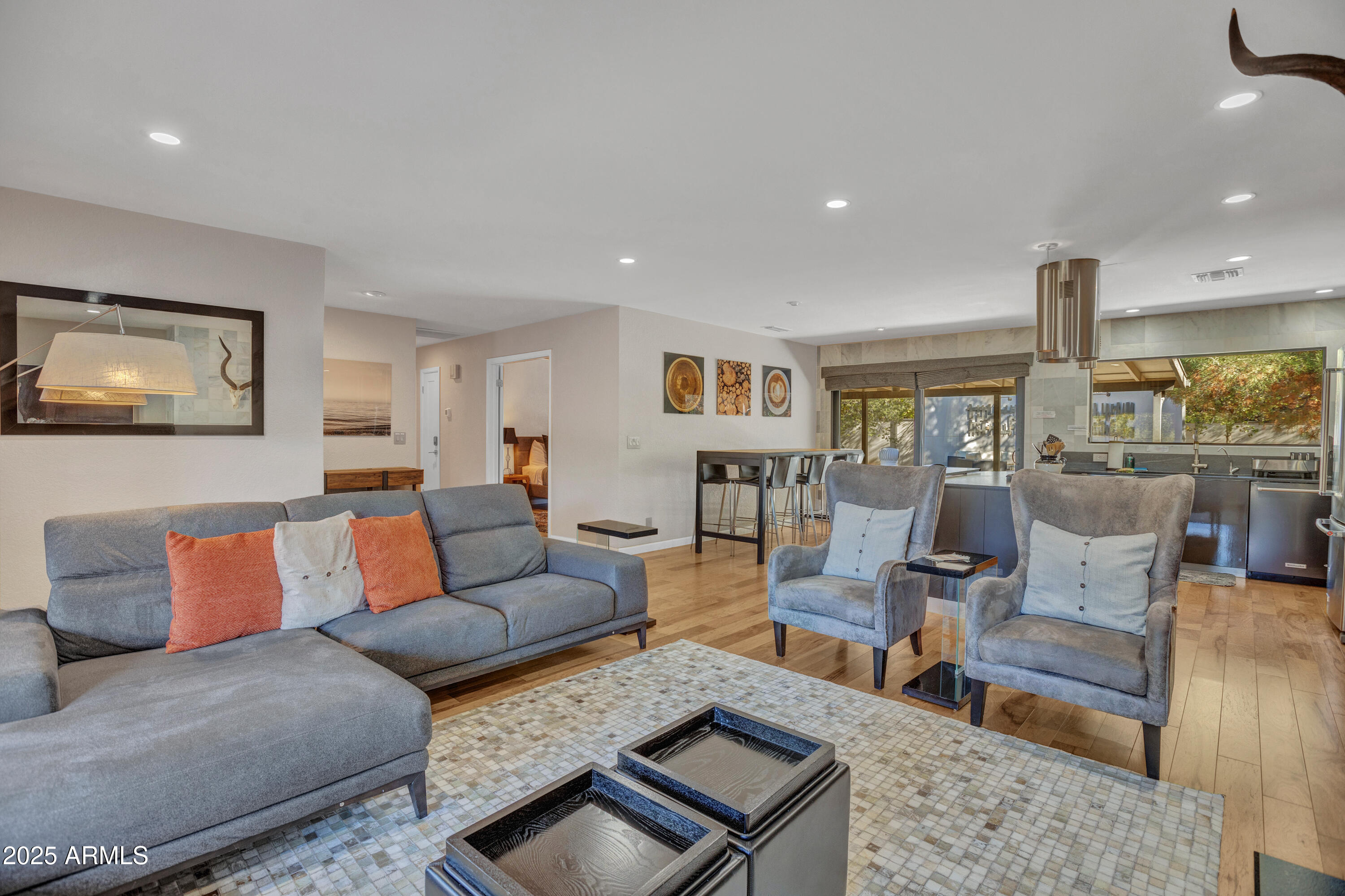 40 N HUMMINGBIRD Lane