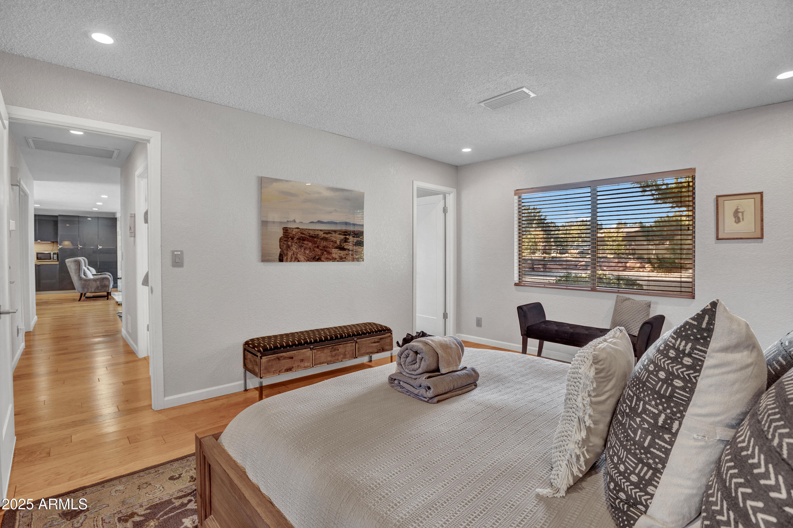 40 N HUMMINGBIRD Lane