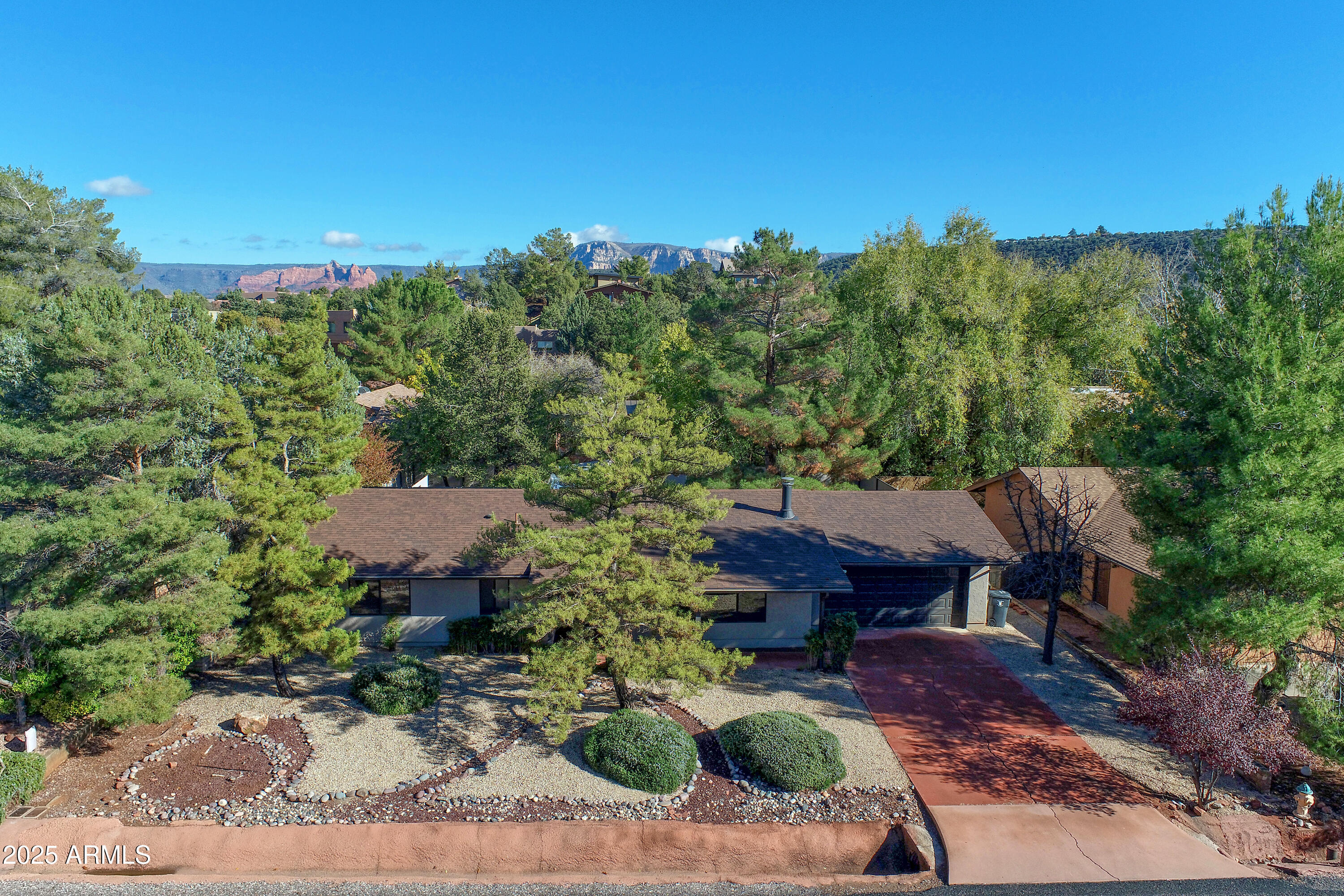 40 N HUMMINGBIRD Lane