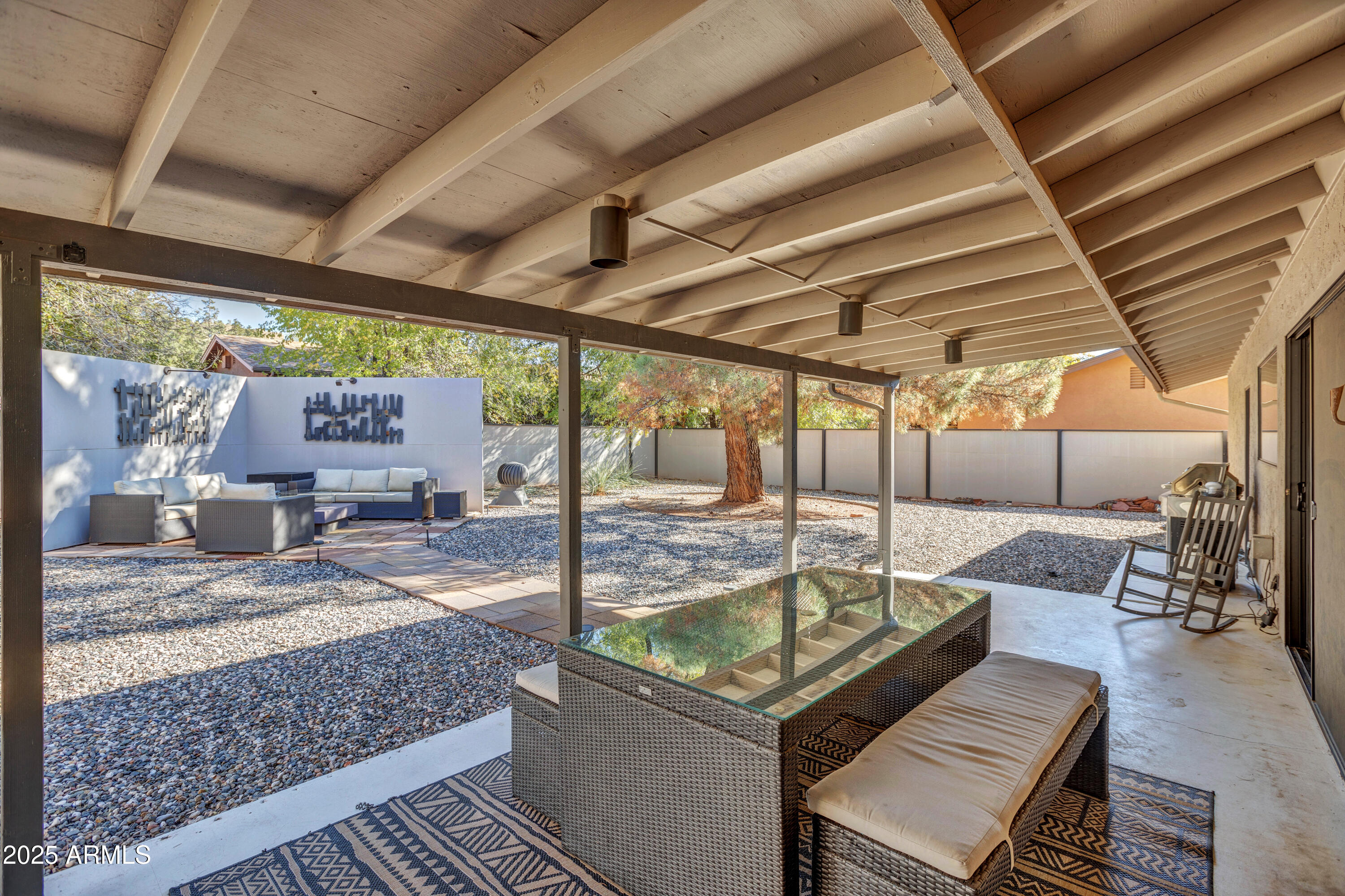 40 N HUMMINGBIRD Lane