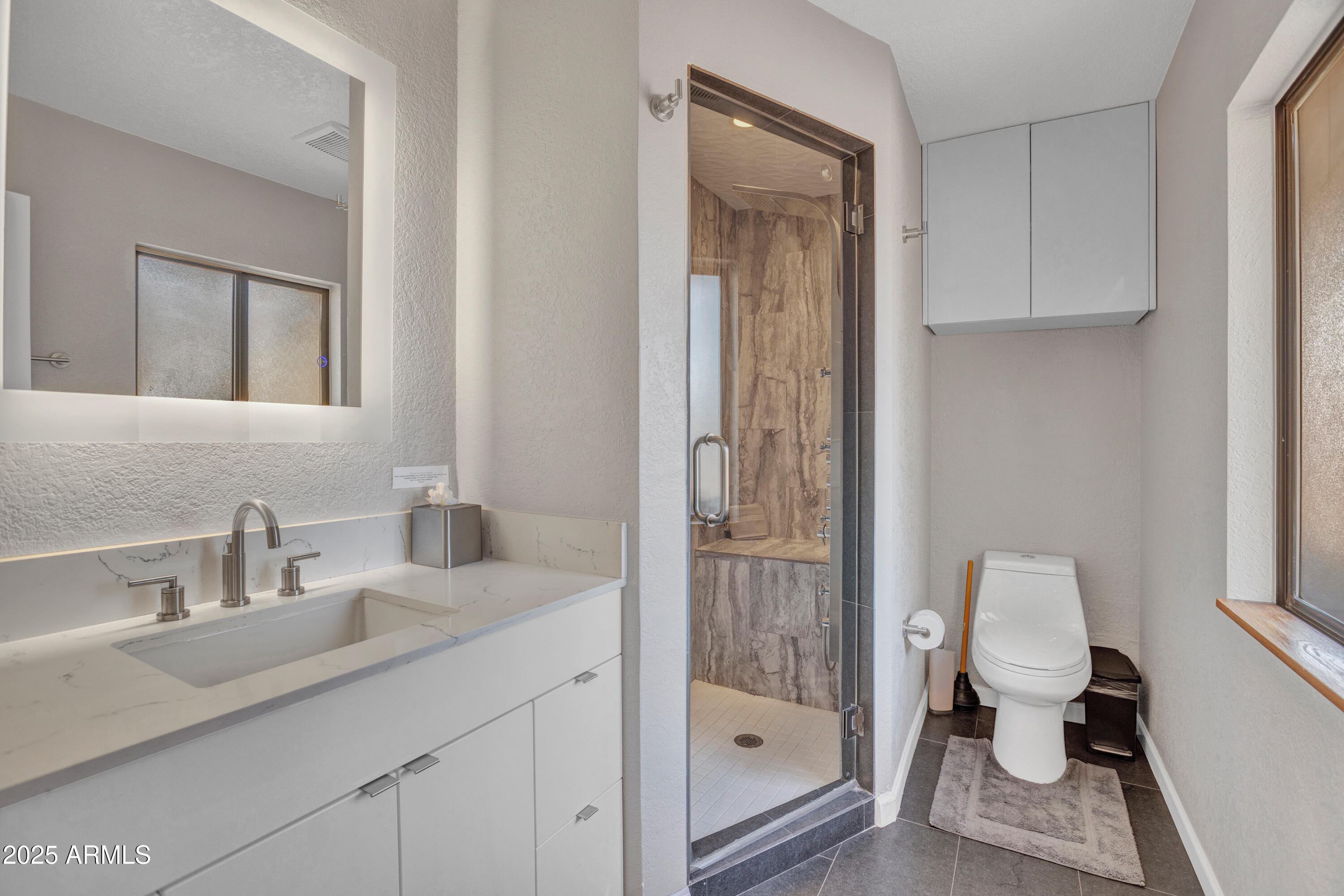 40 N HUMMINGBIRD Lane