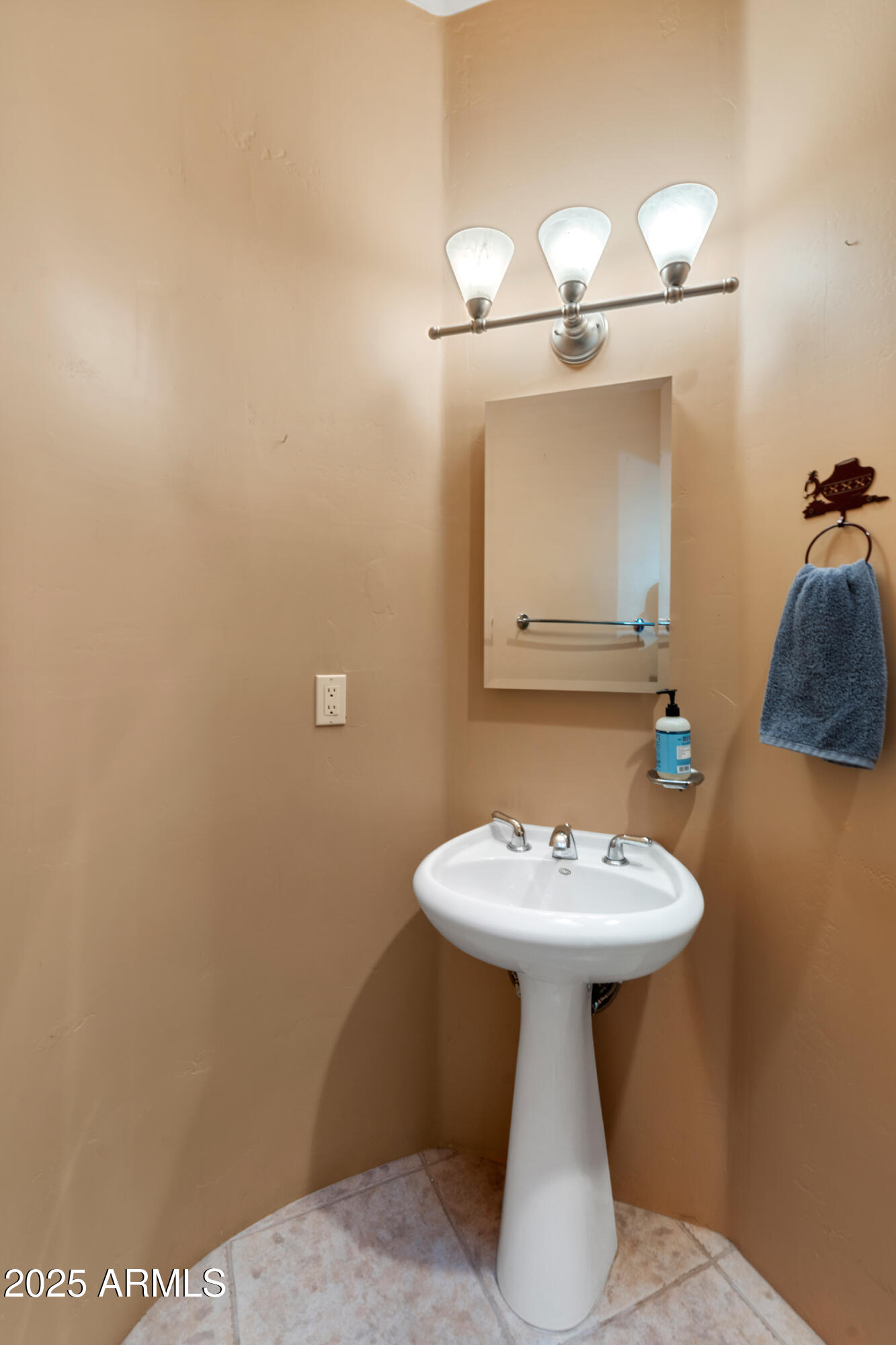 125 COCHISE Drive