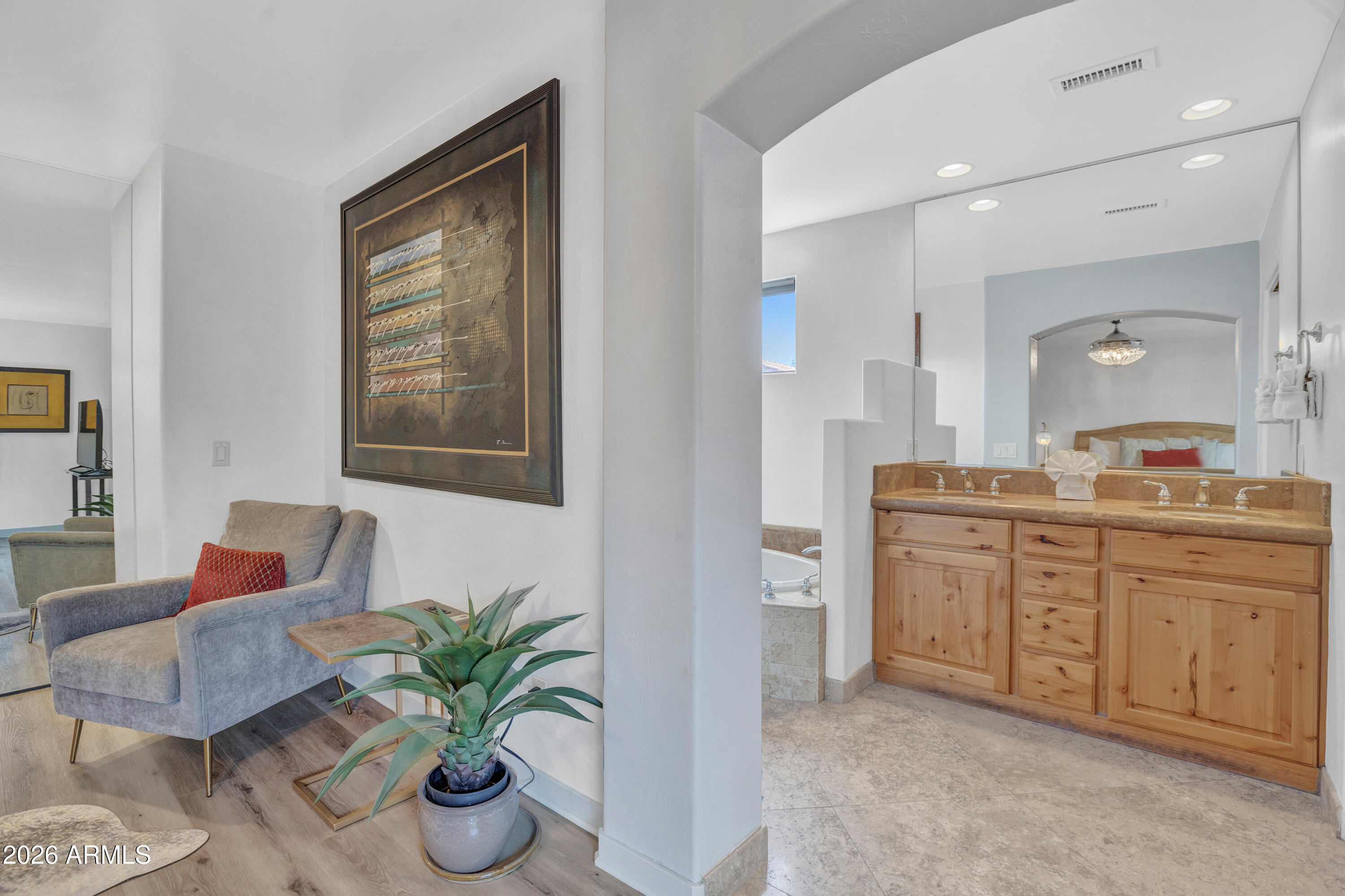 105 MEADOW LARK Lane