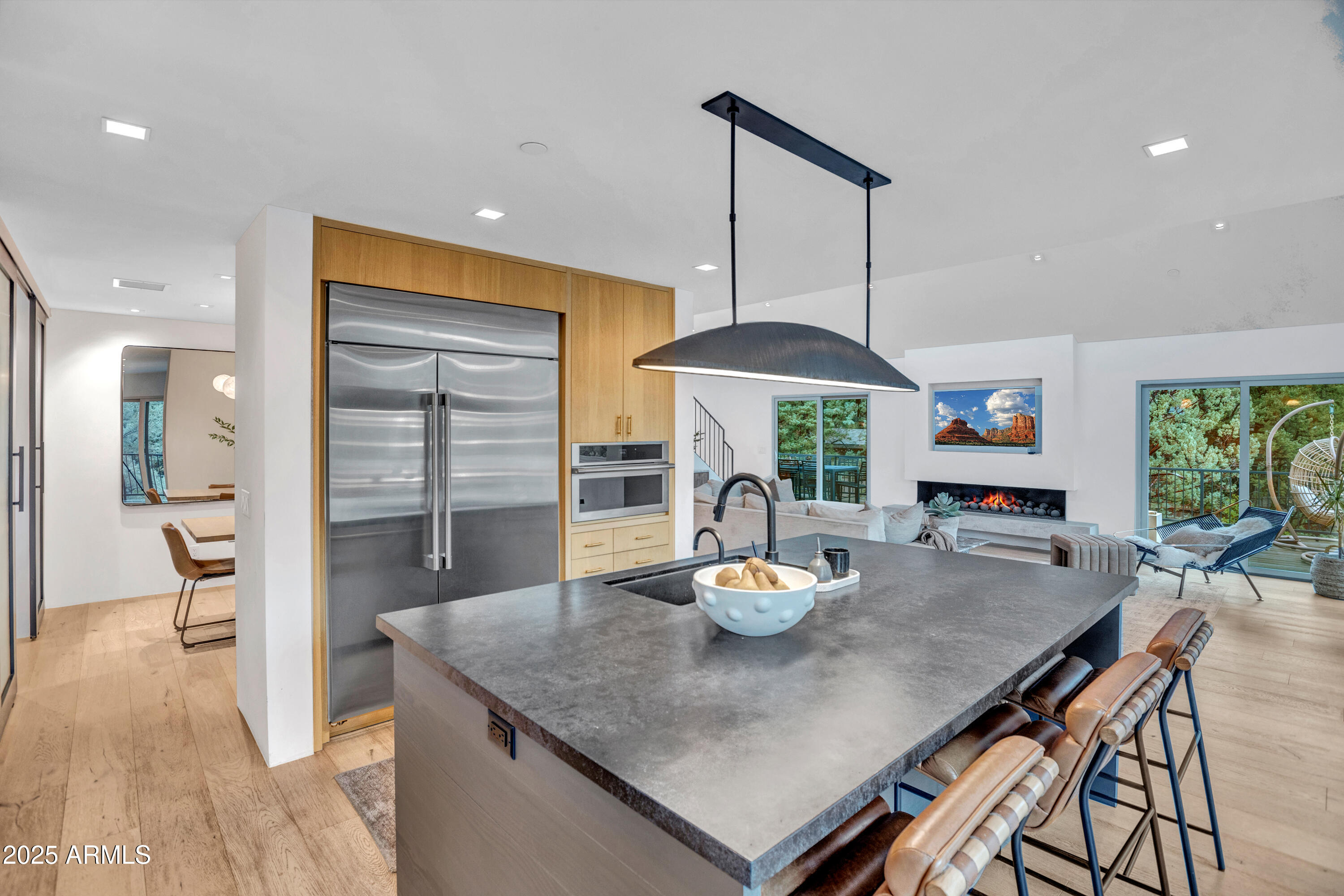 460 CORONADO Trail