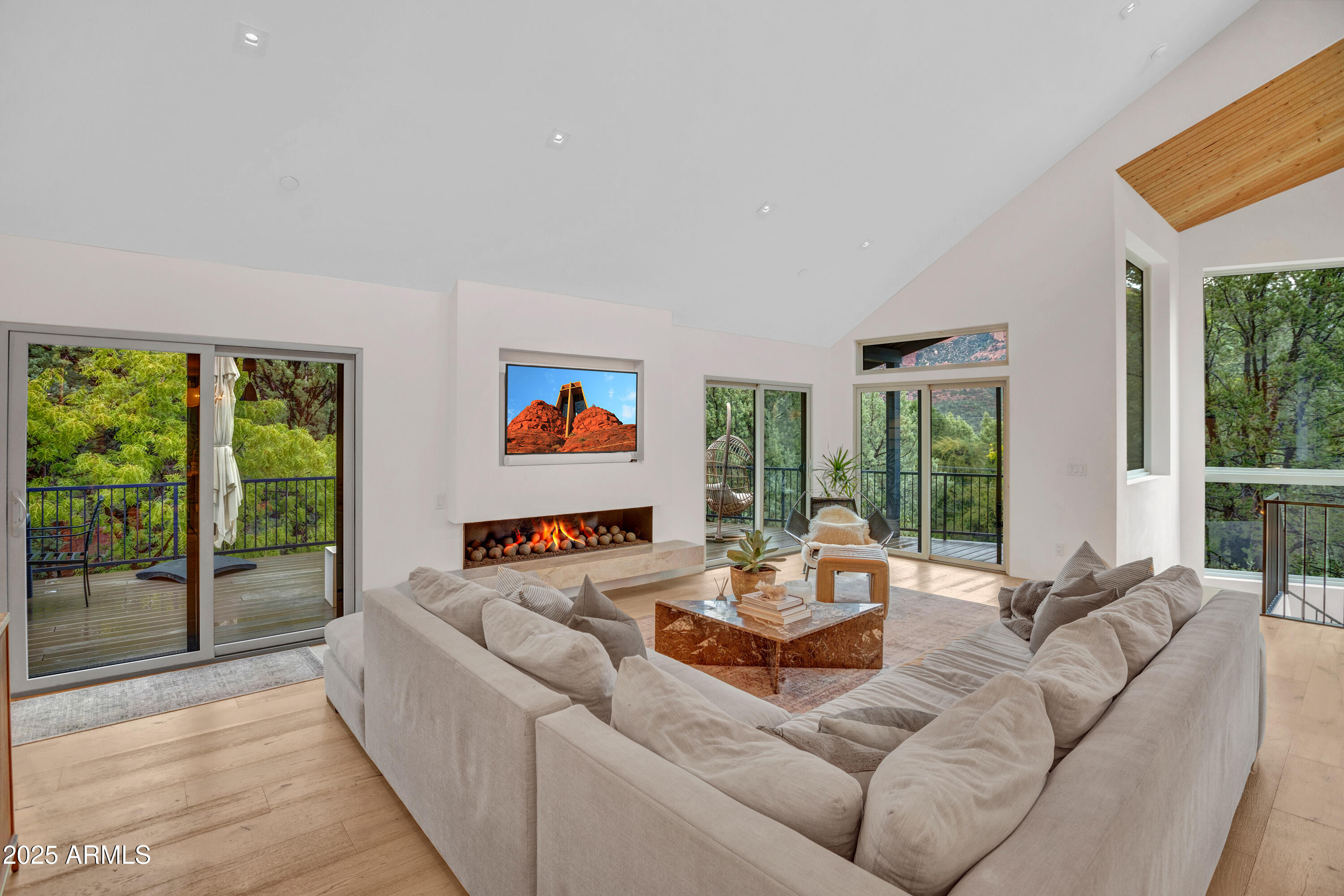460 CORONADO Trail