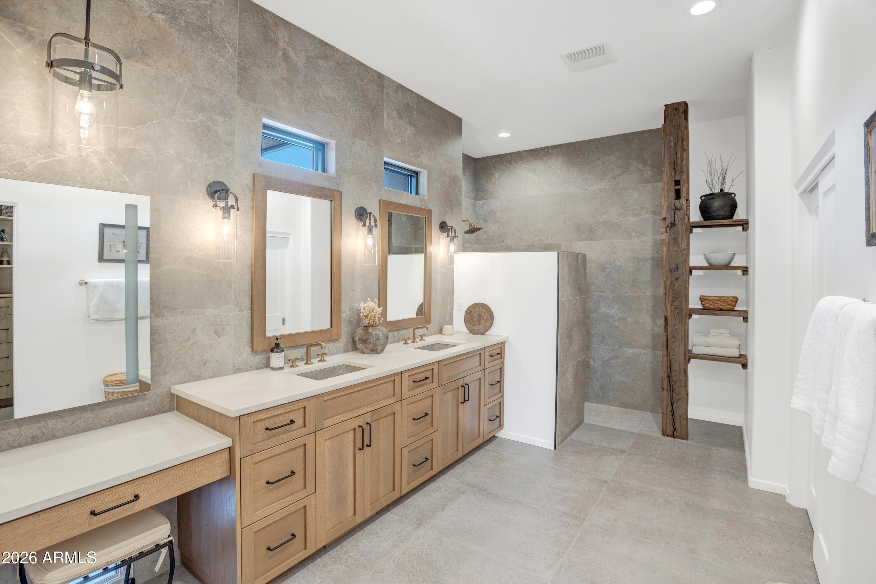 25 RAVENS CALL Place