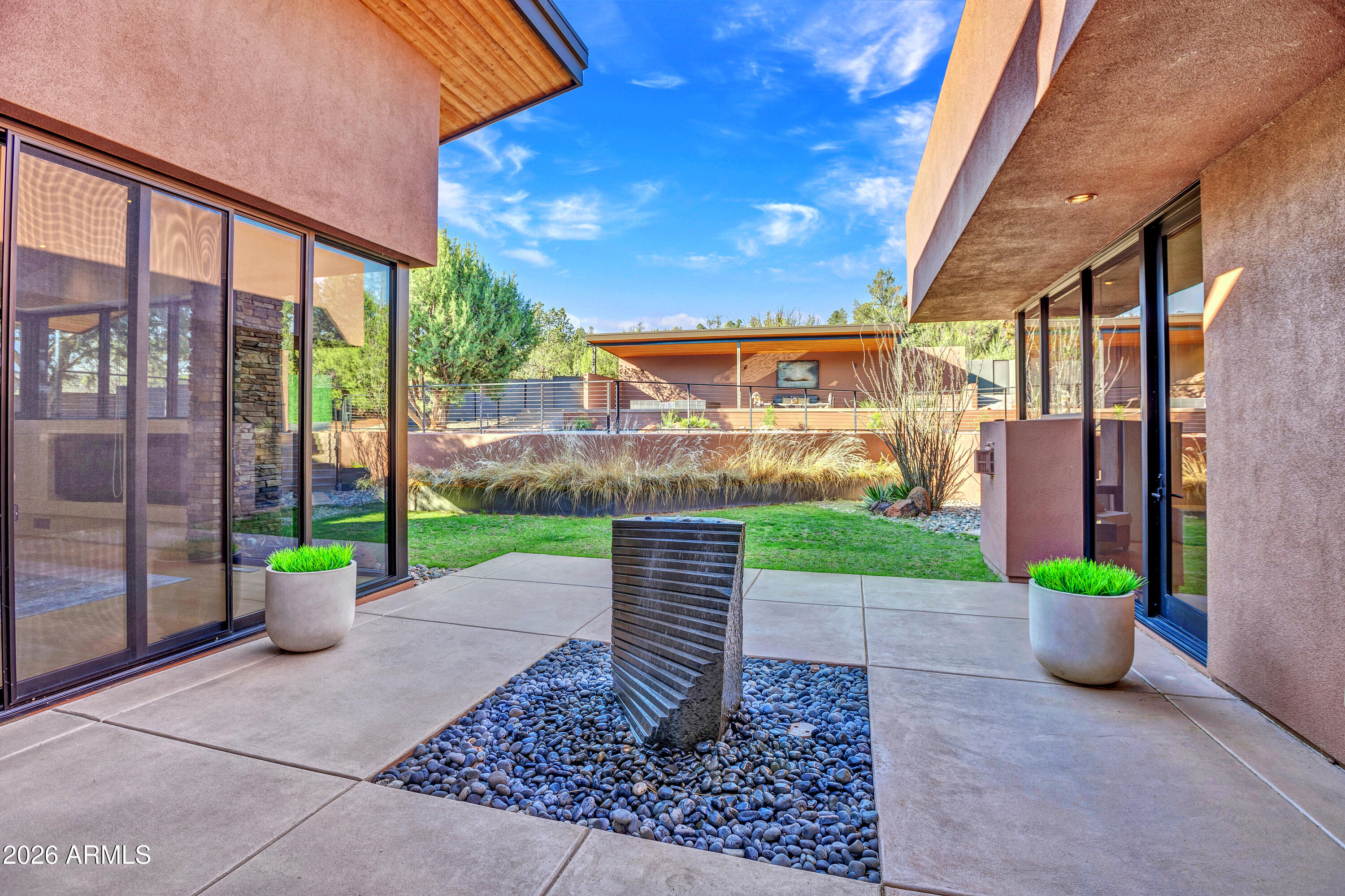290 Cross Creek Circle