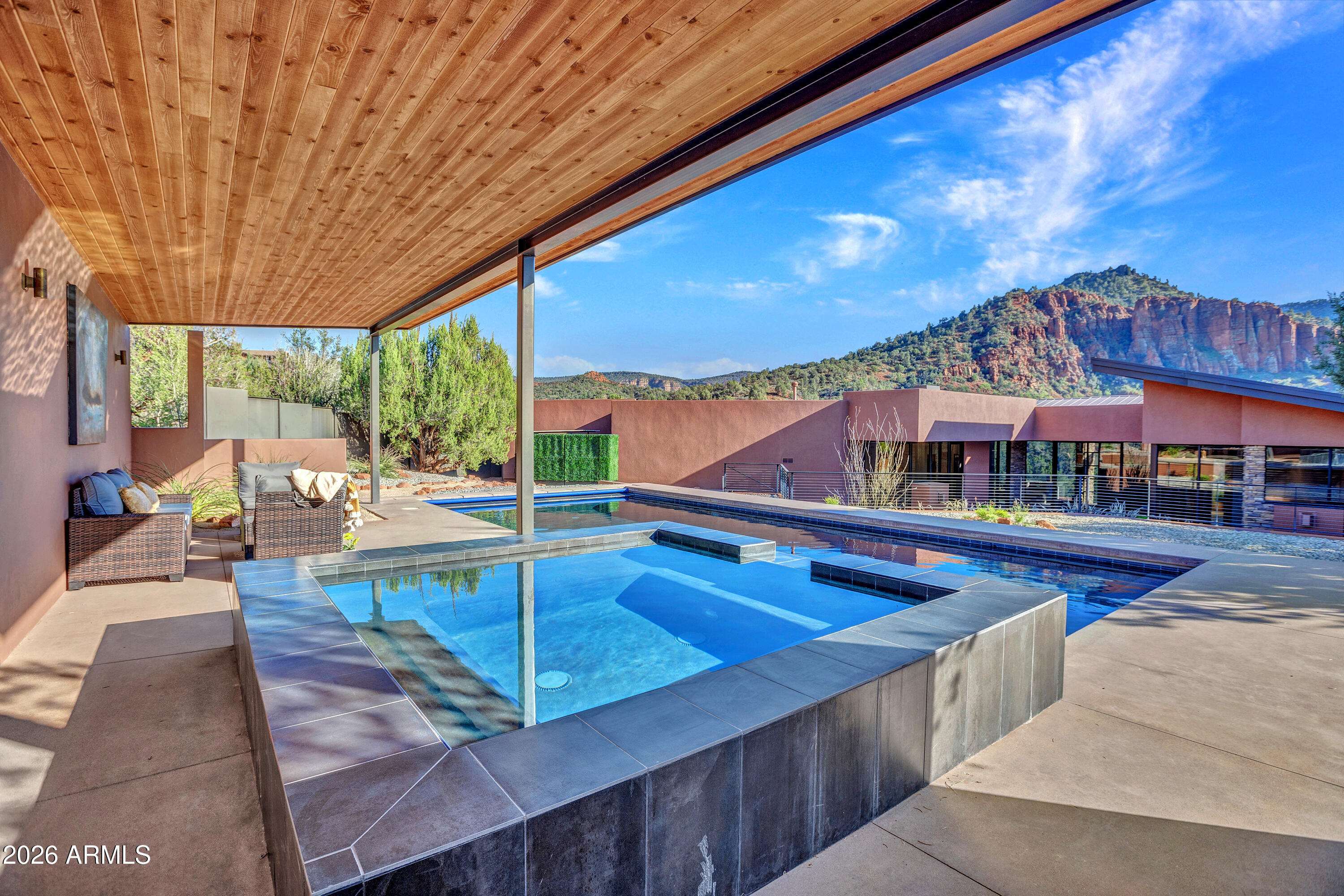 290 Cross Creek Circle