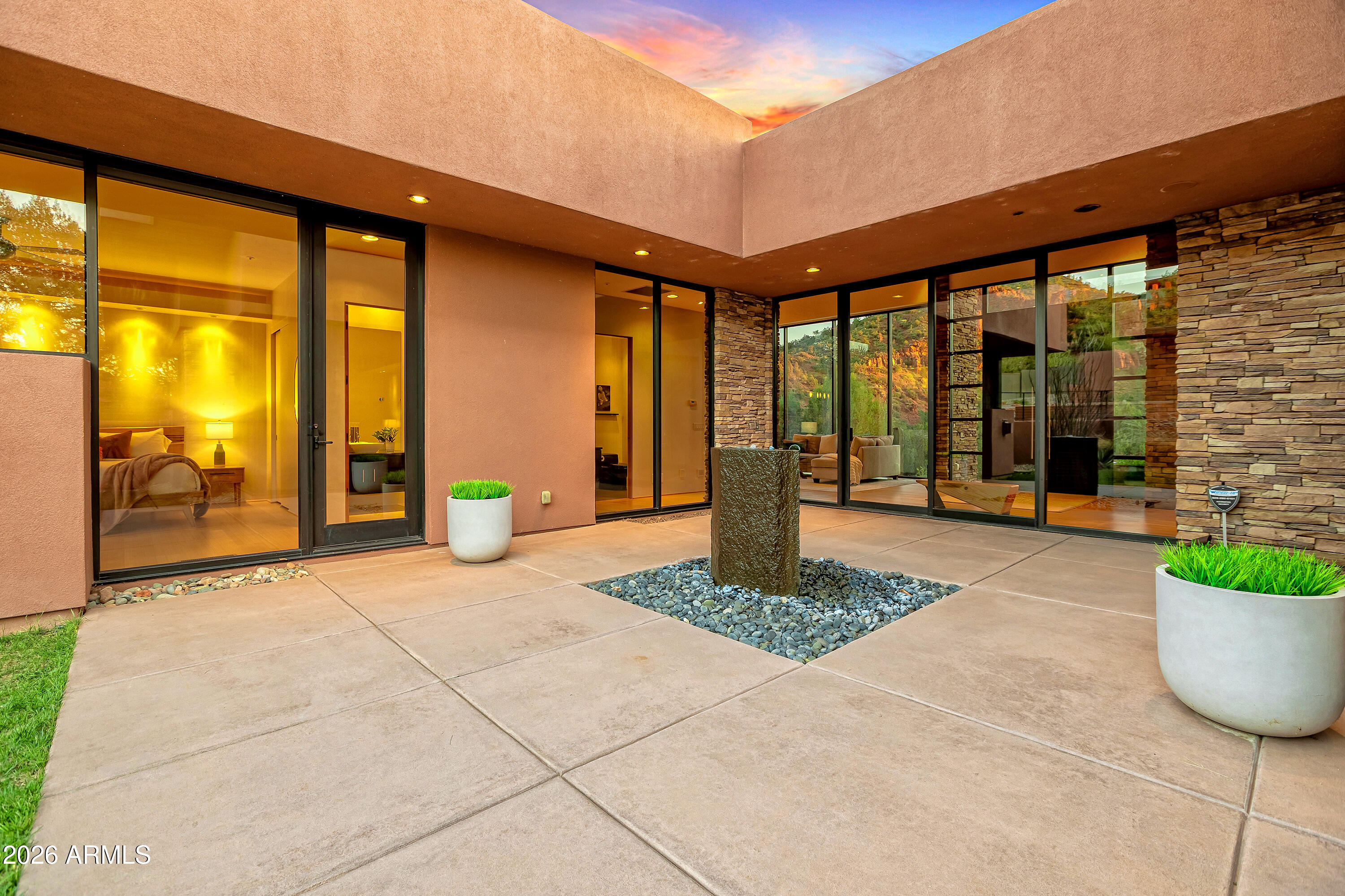 290 Cross Creek Circle