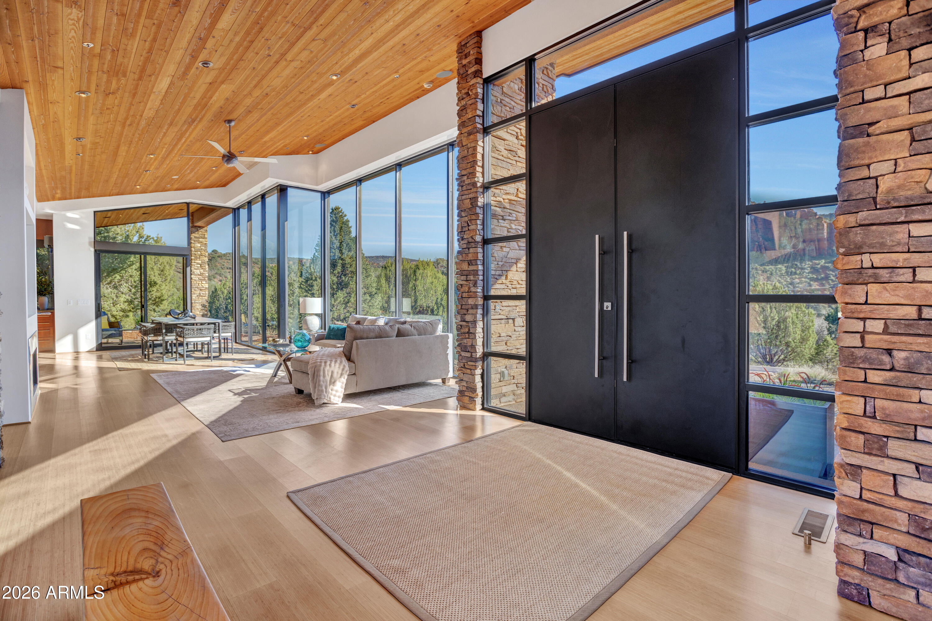 290 Cross Creek Circle