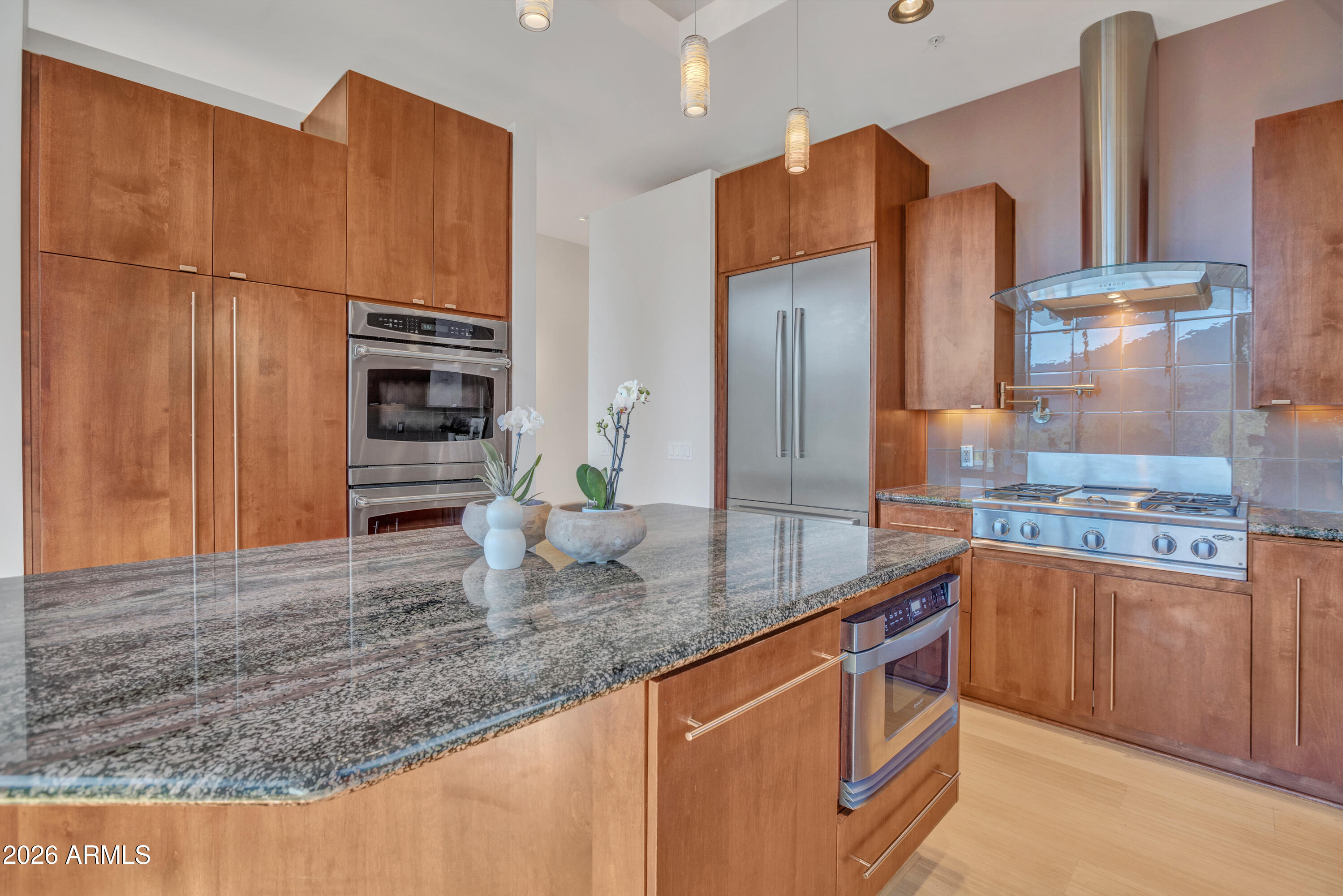 290 Cross Creek Circle