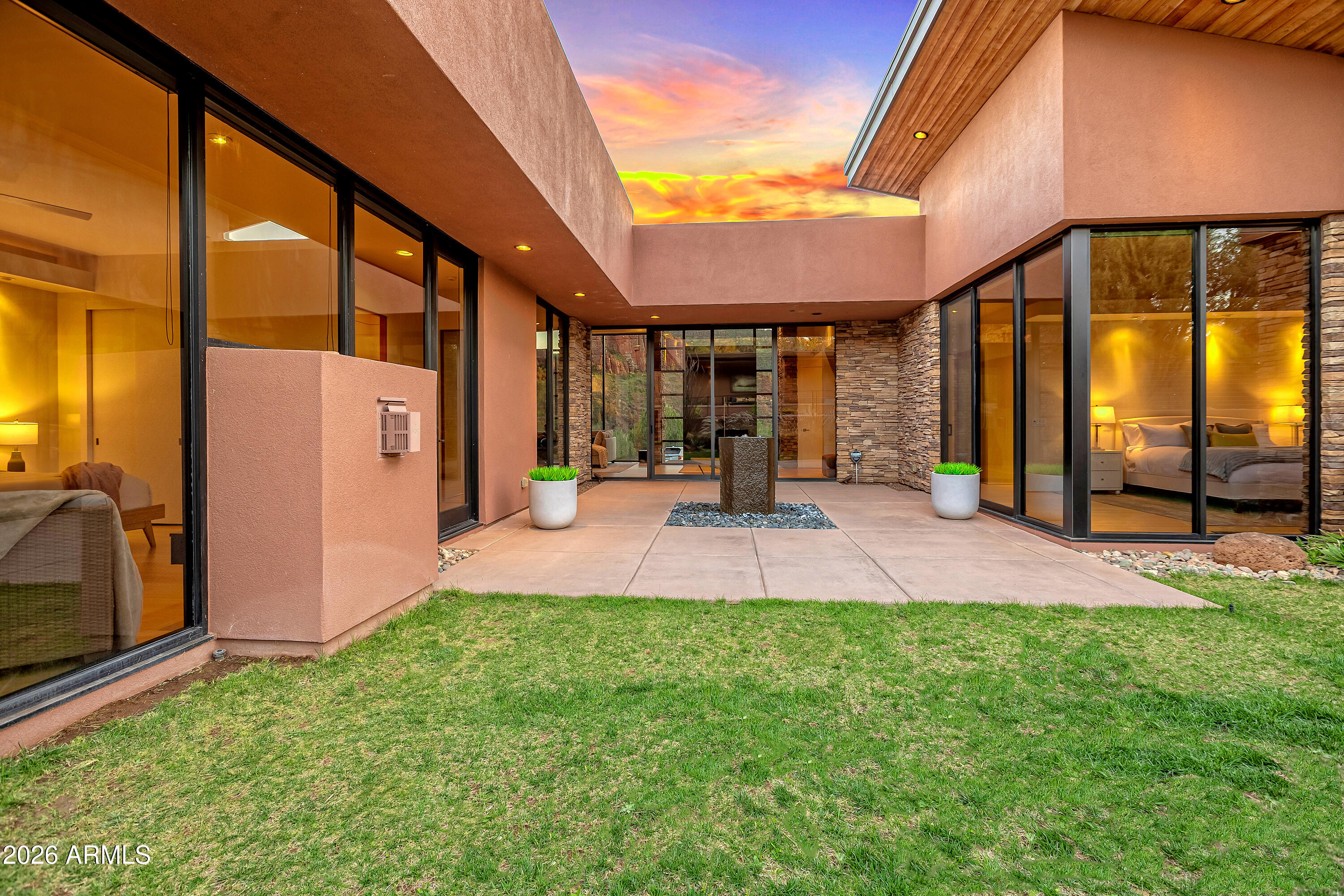 290 Cross Creek Circle