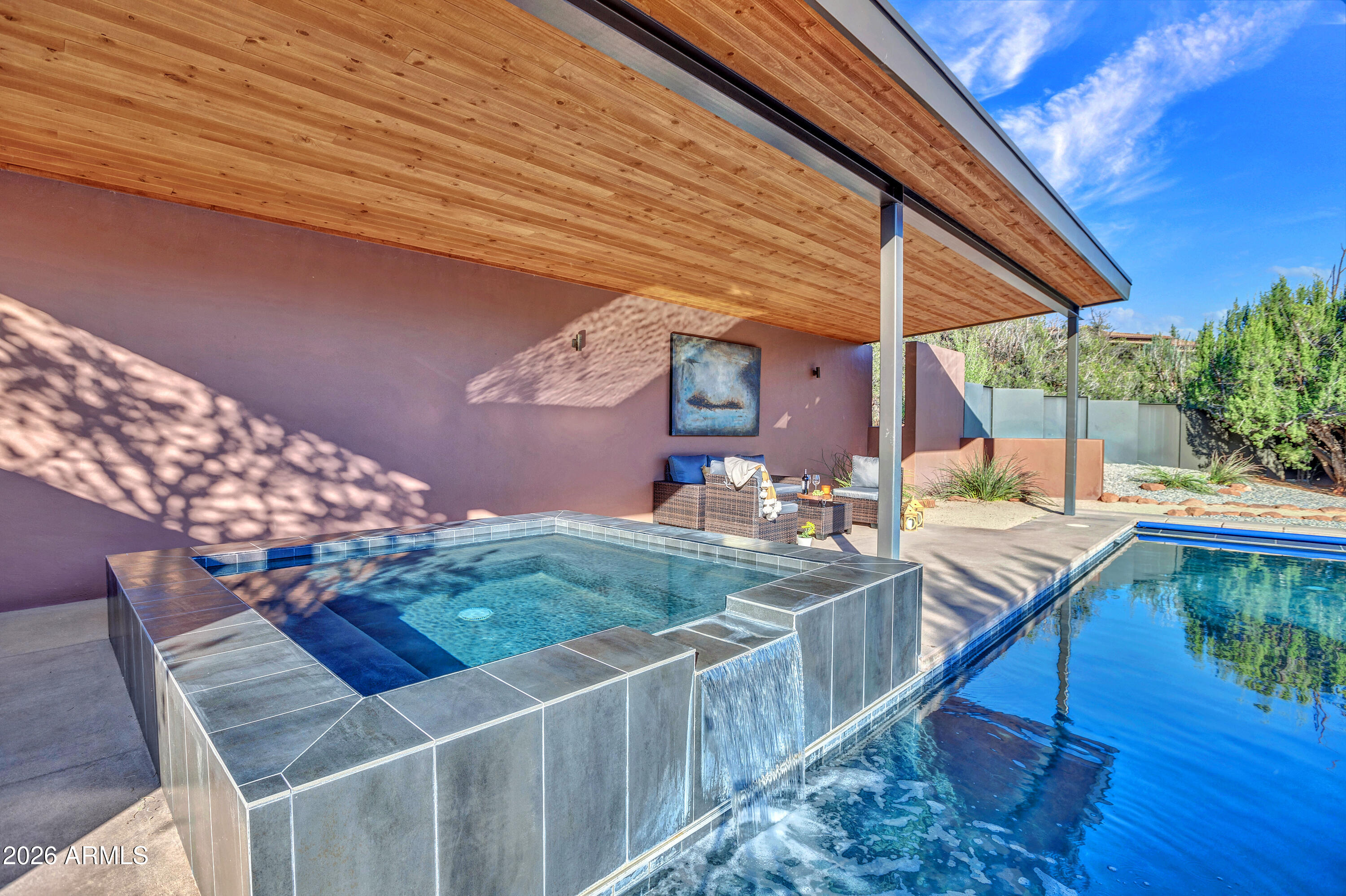 290 Cross Creek Circle