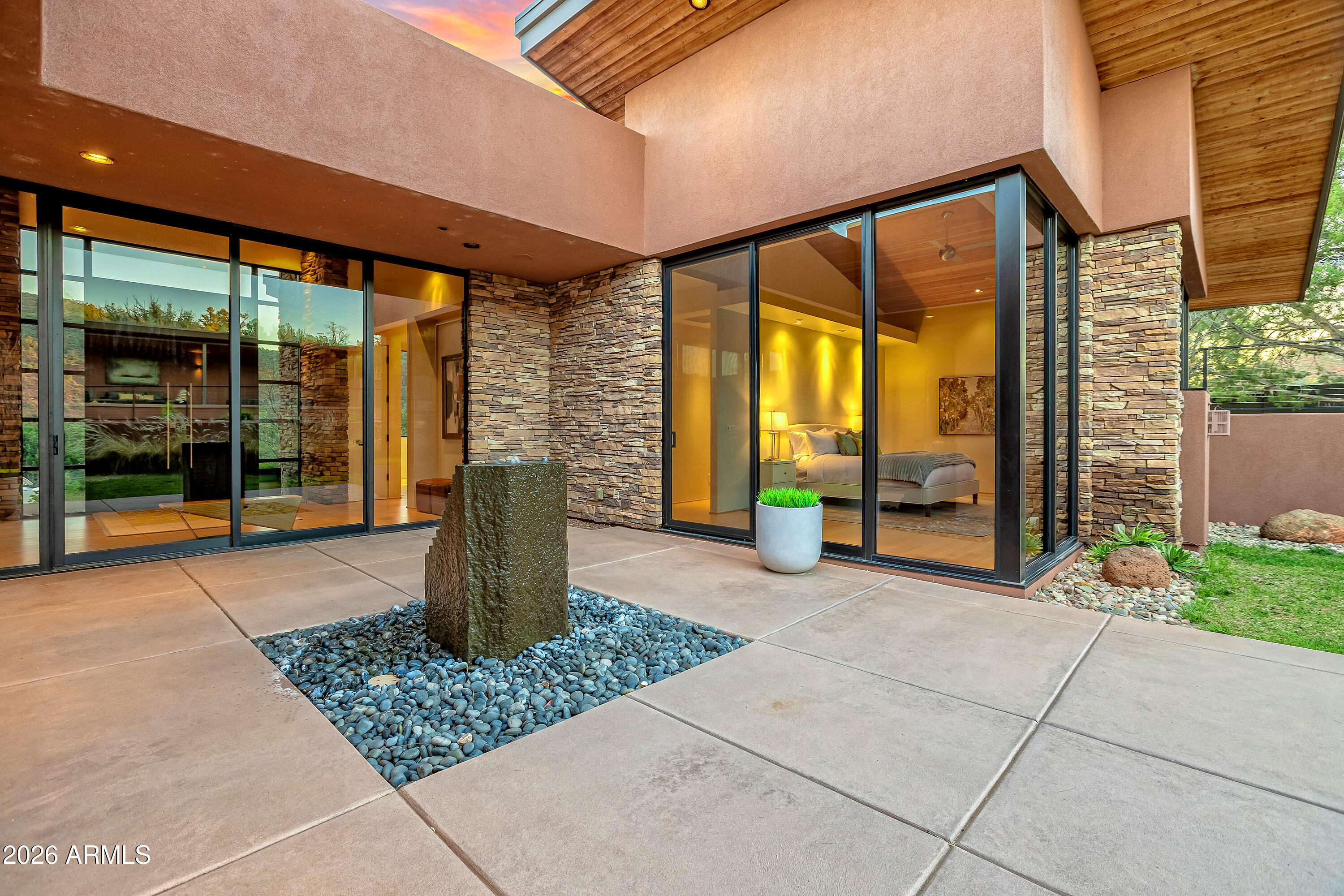 290 Cross Creek Circle