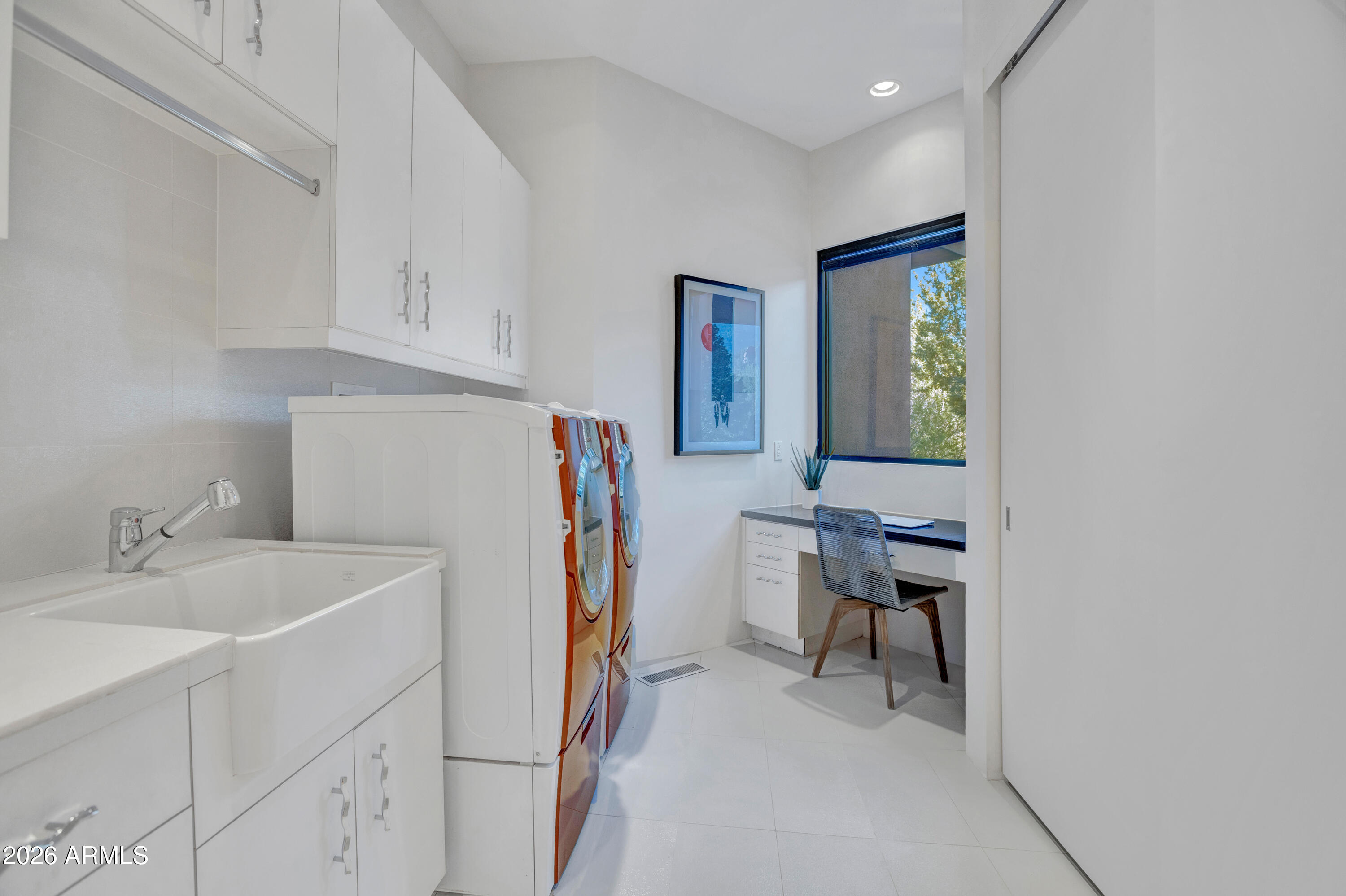 290 Cross Creek Circle