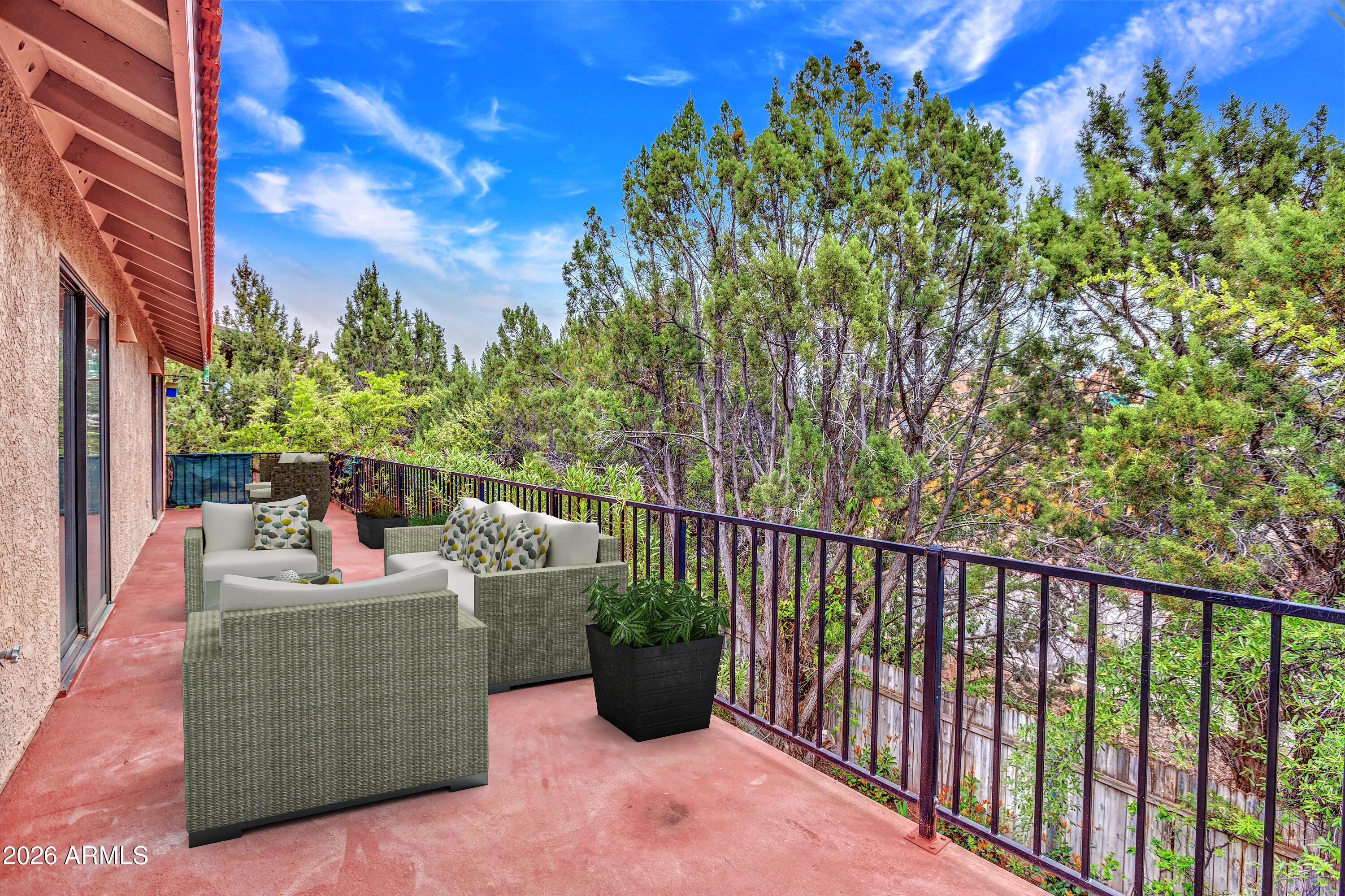 2256 ROADRUNNER Road