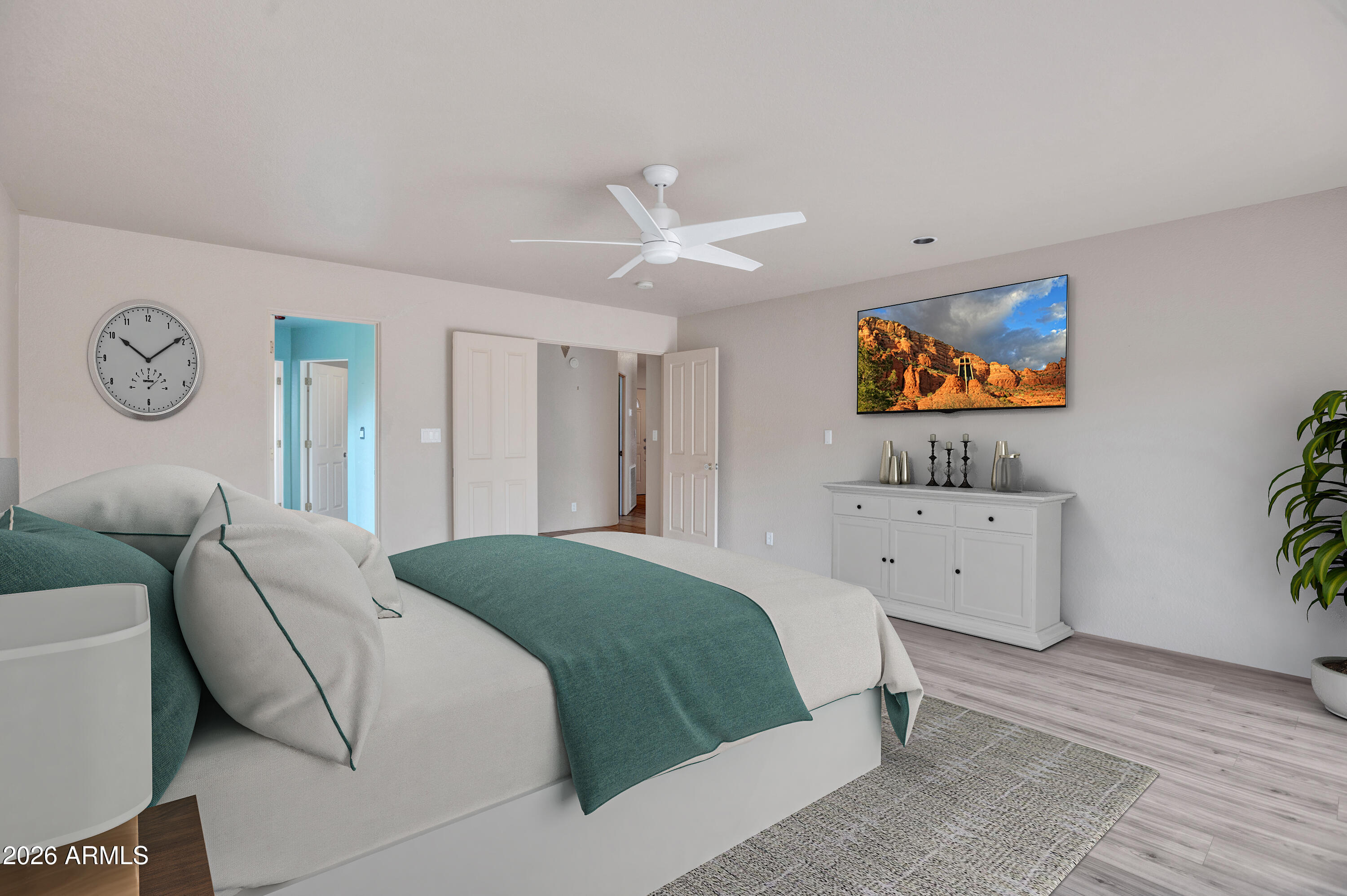 2256 ROADRUNNER Road