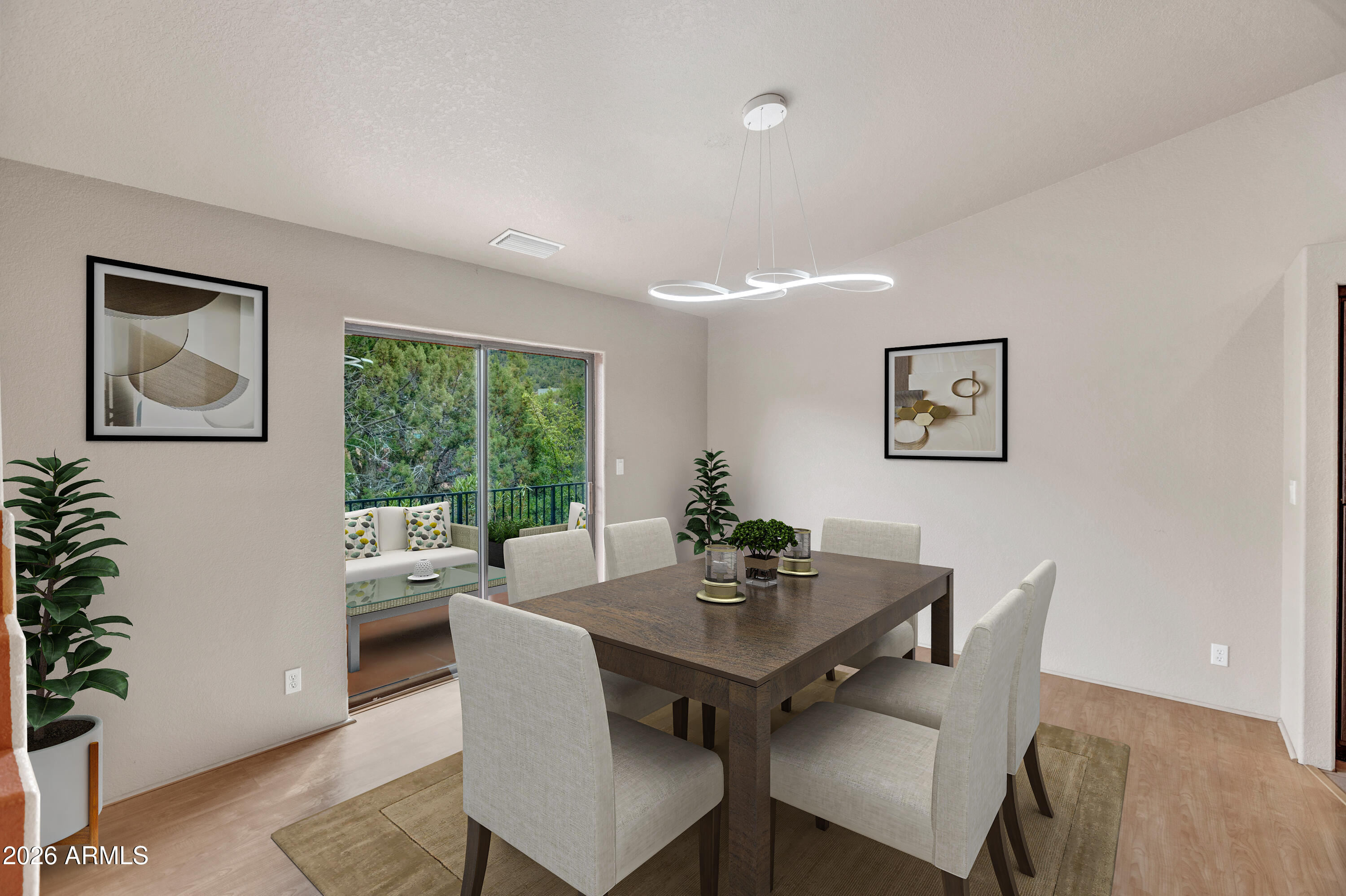 2256 ROADRUNNER Road