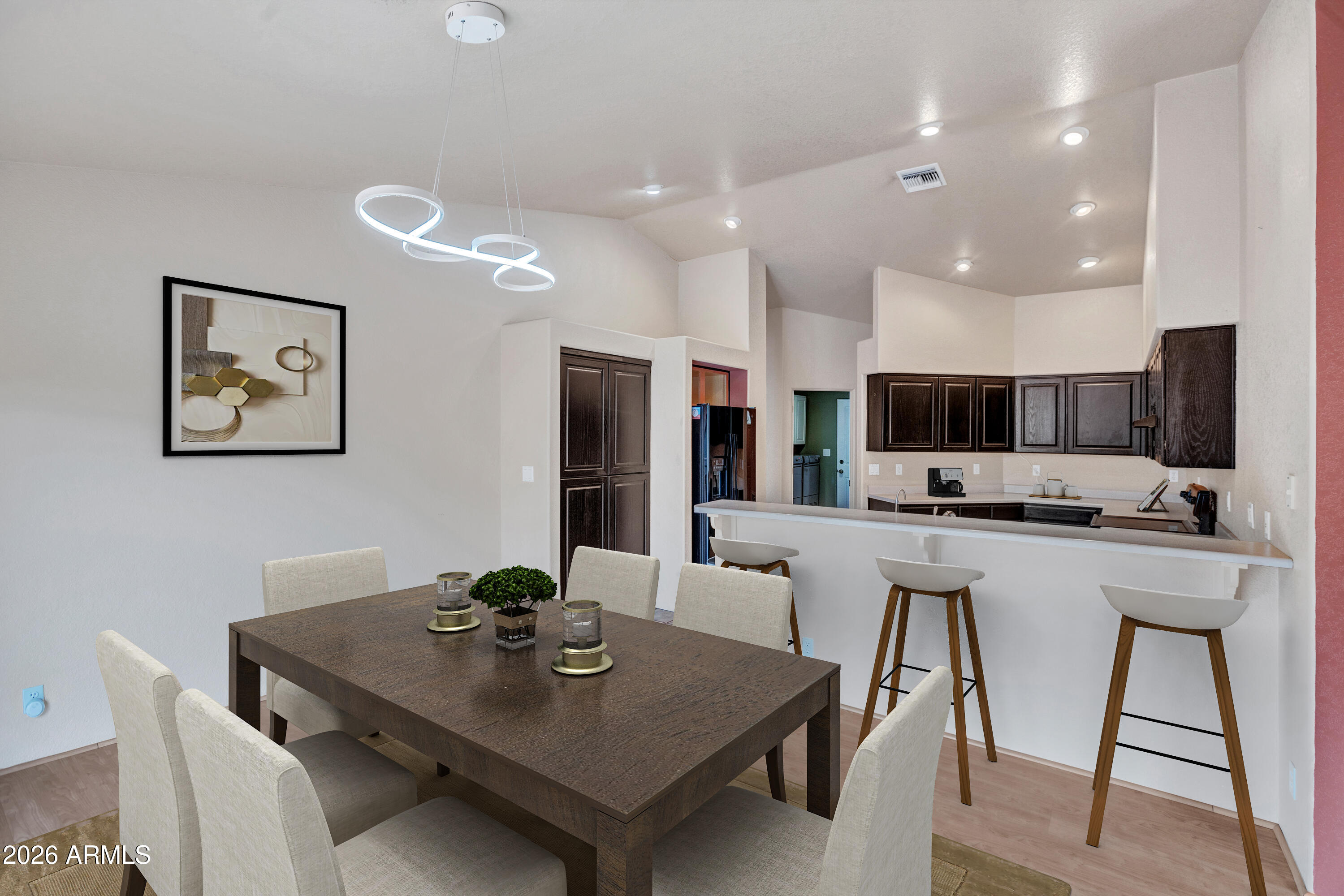 2256 ROADRUNNER Road