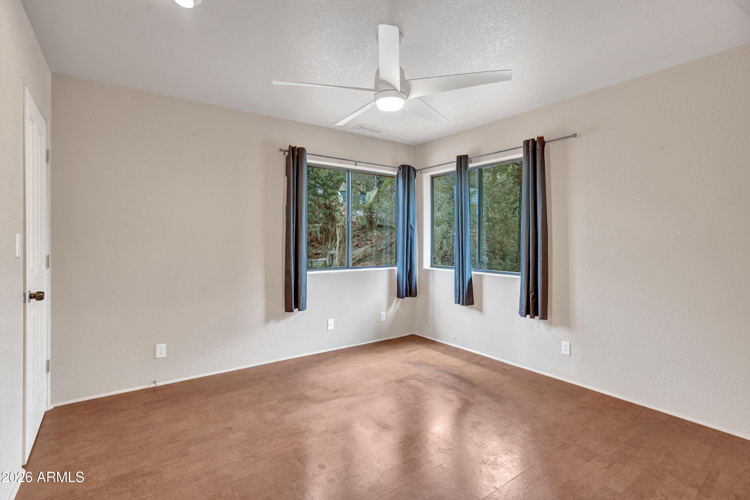 2256 ROADRUNNER Road